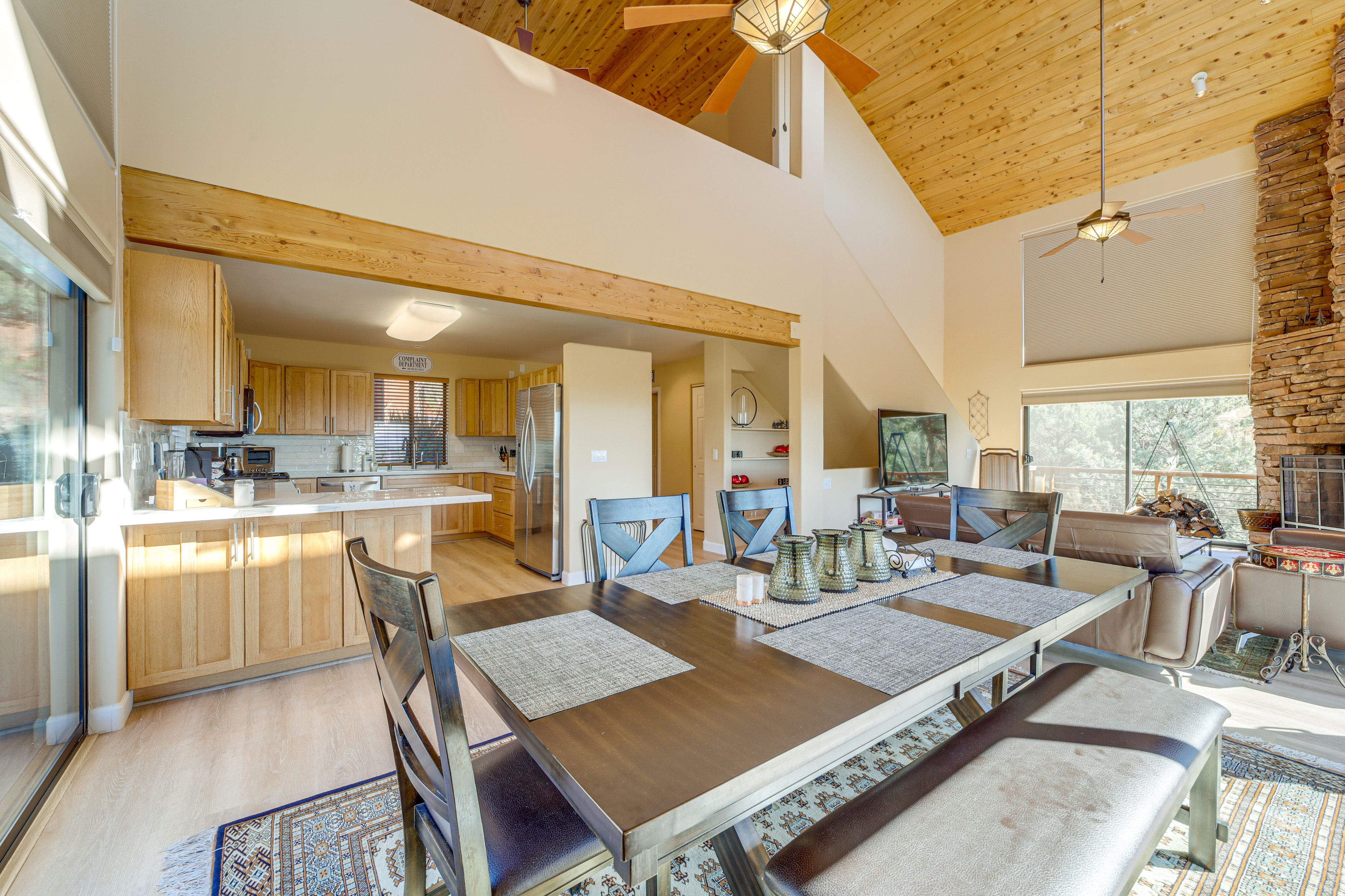 Dining Area | Main Level