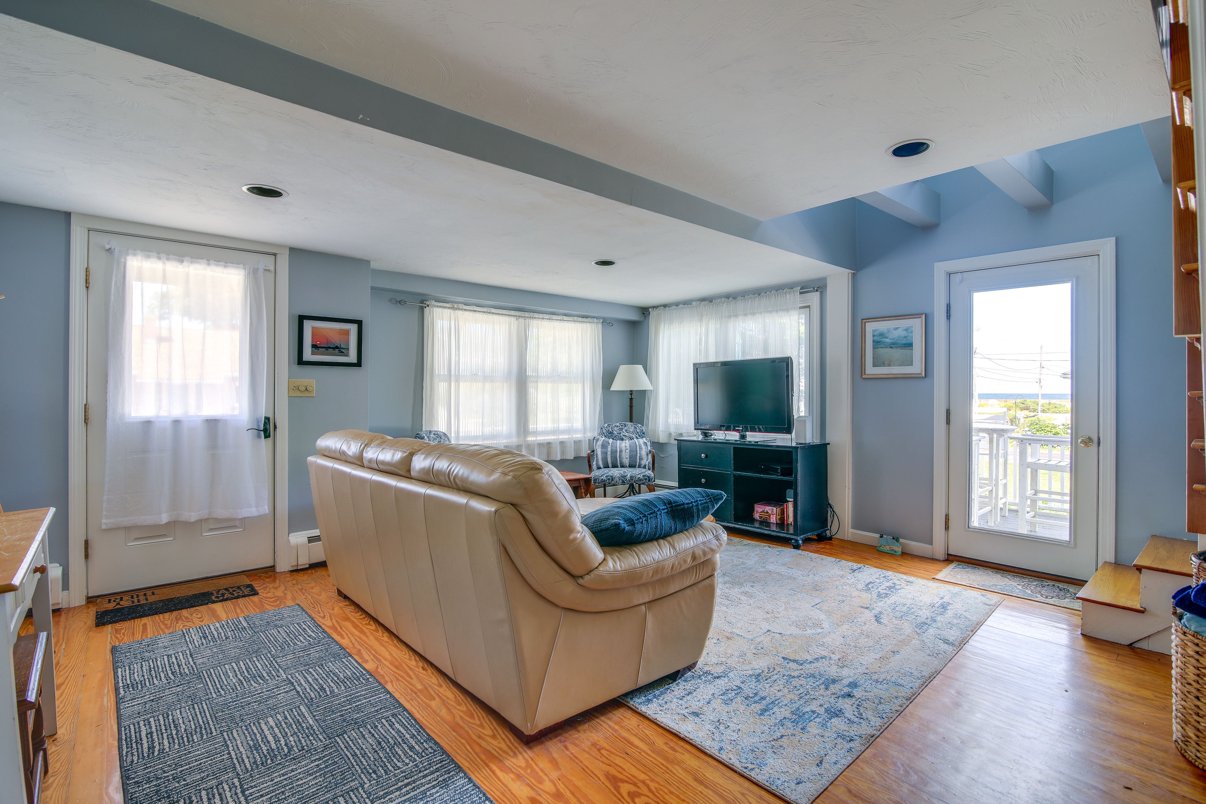 Scituate Vacation Rental | 5BR | 2BA | 1,527 Sq Ft | Stairs Required