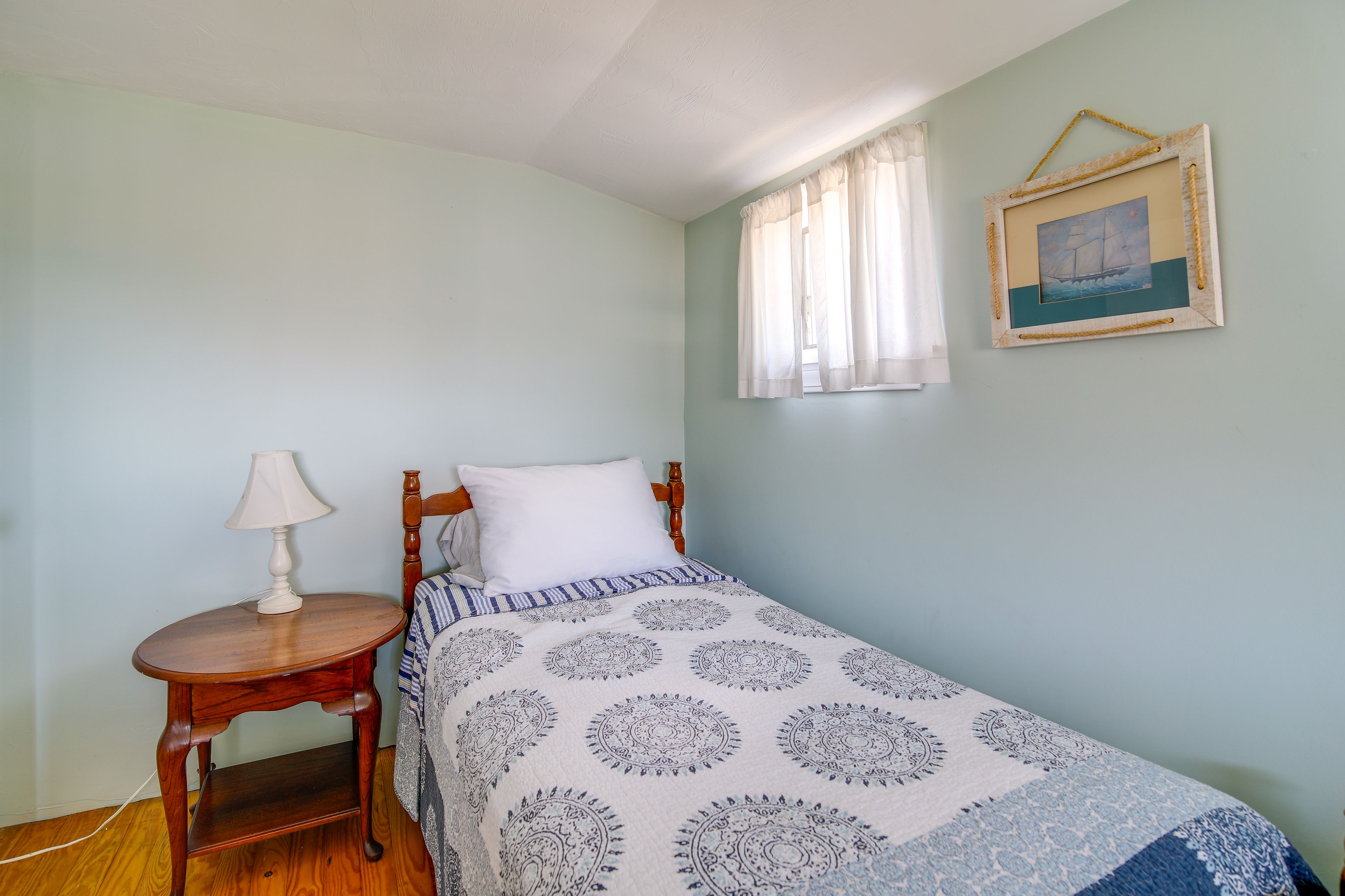 Loft | 2nd Floor | Twin Bed
