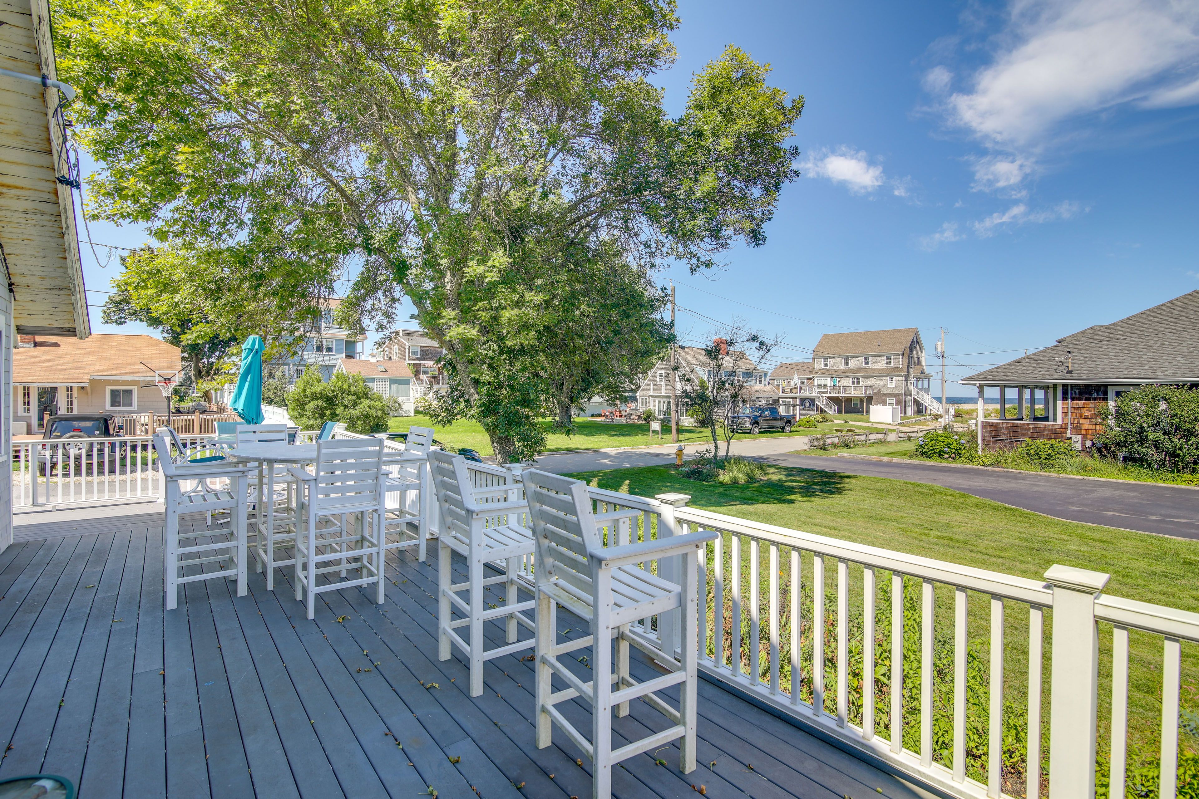 Furnished Deck | Walk to Beaches | Self Check-In