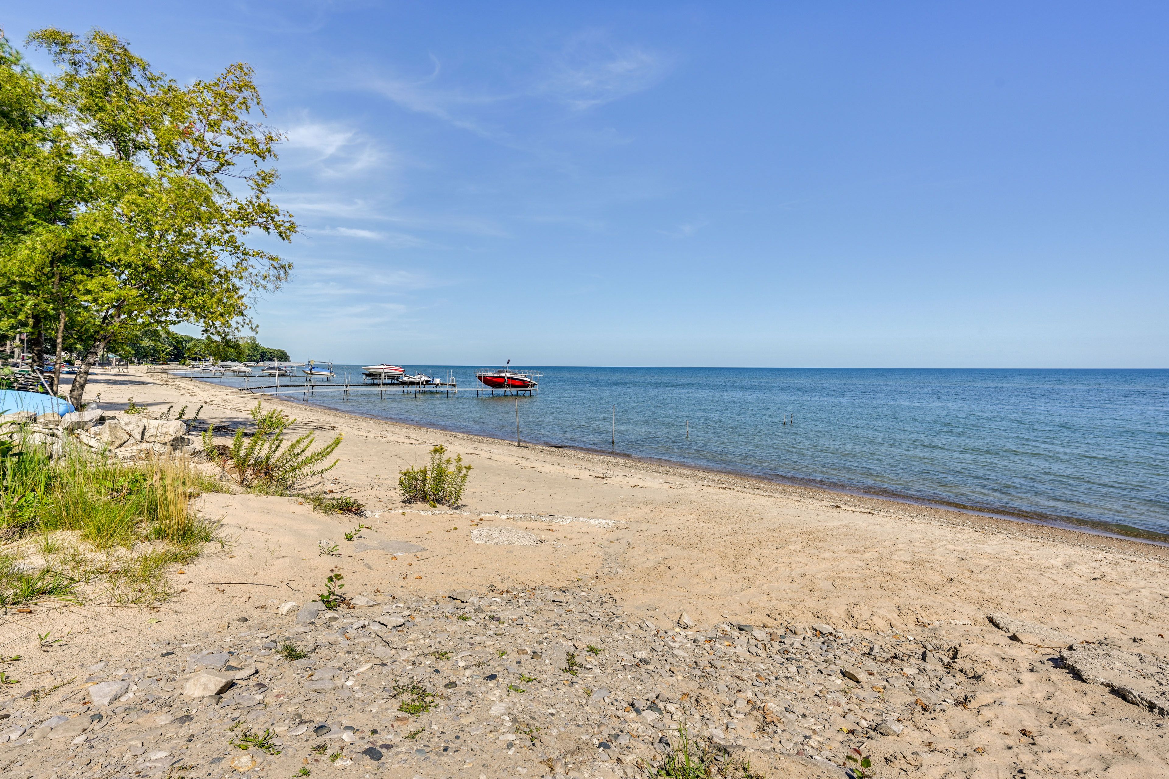 Beach Access | 0.8 Mi Away