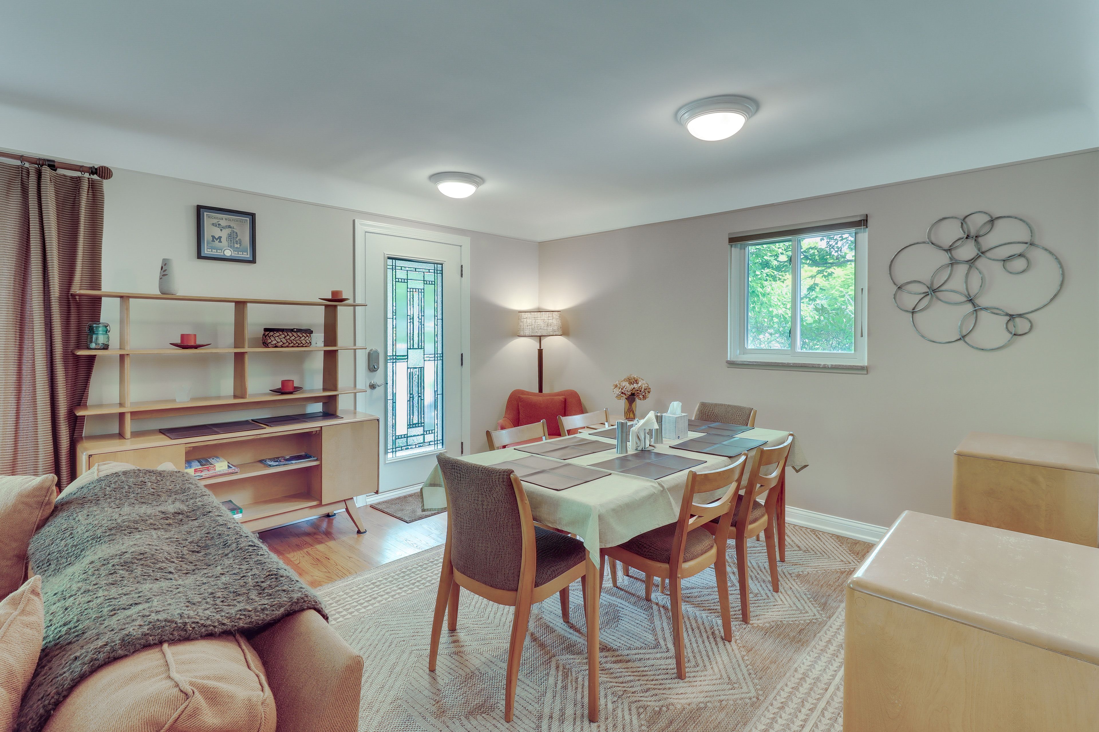 Dining Area | Dishware & Flatware