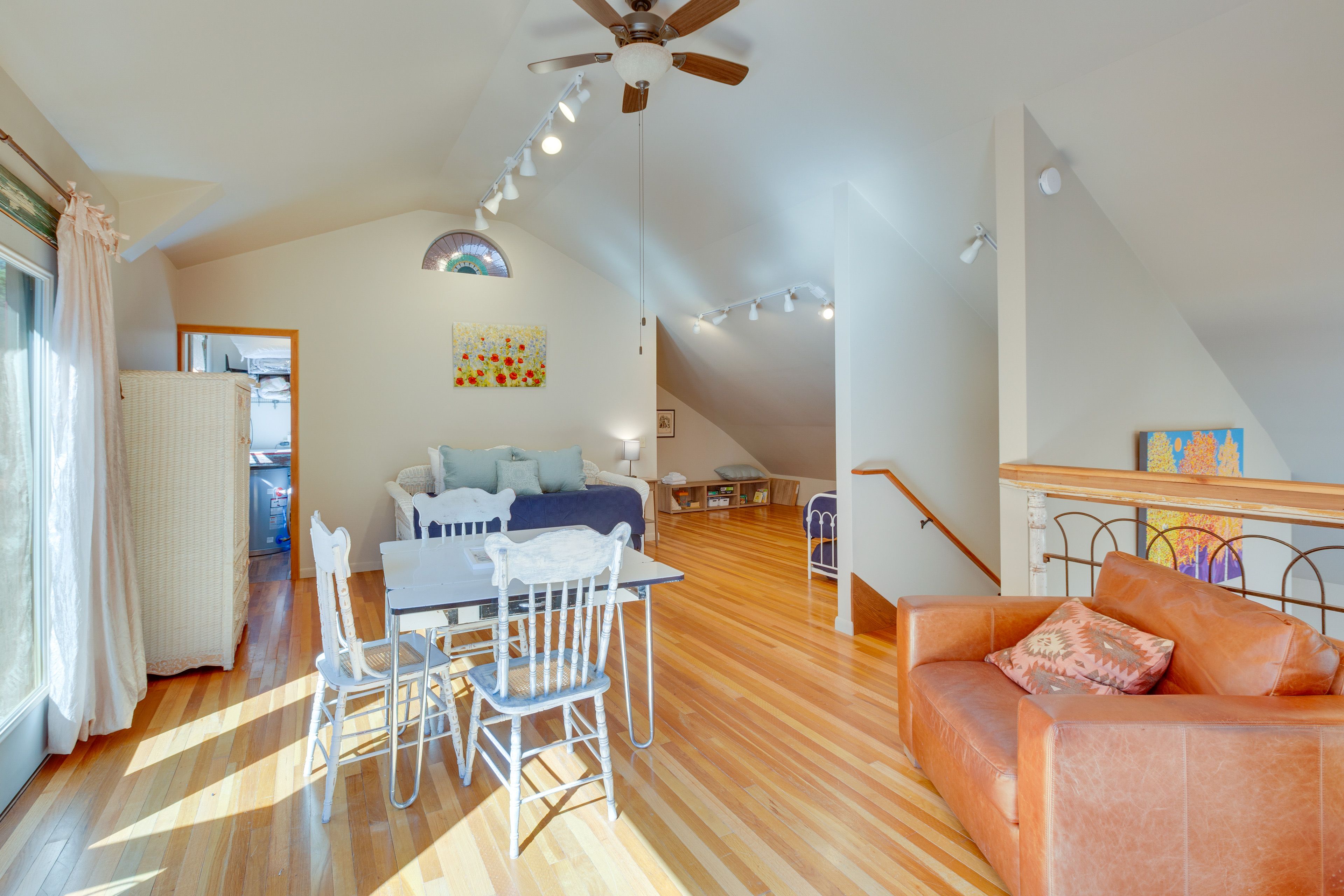 Loft | 2 Twin Daybeds w/ Twin Trundles
