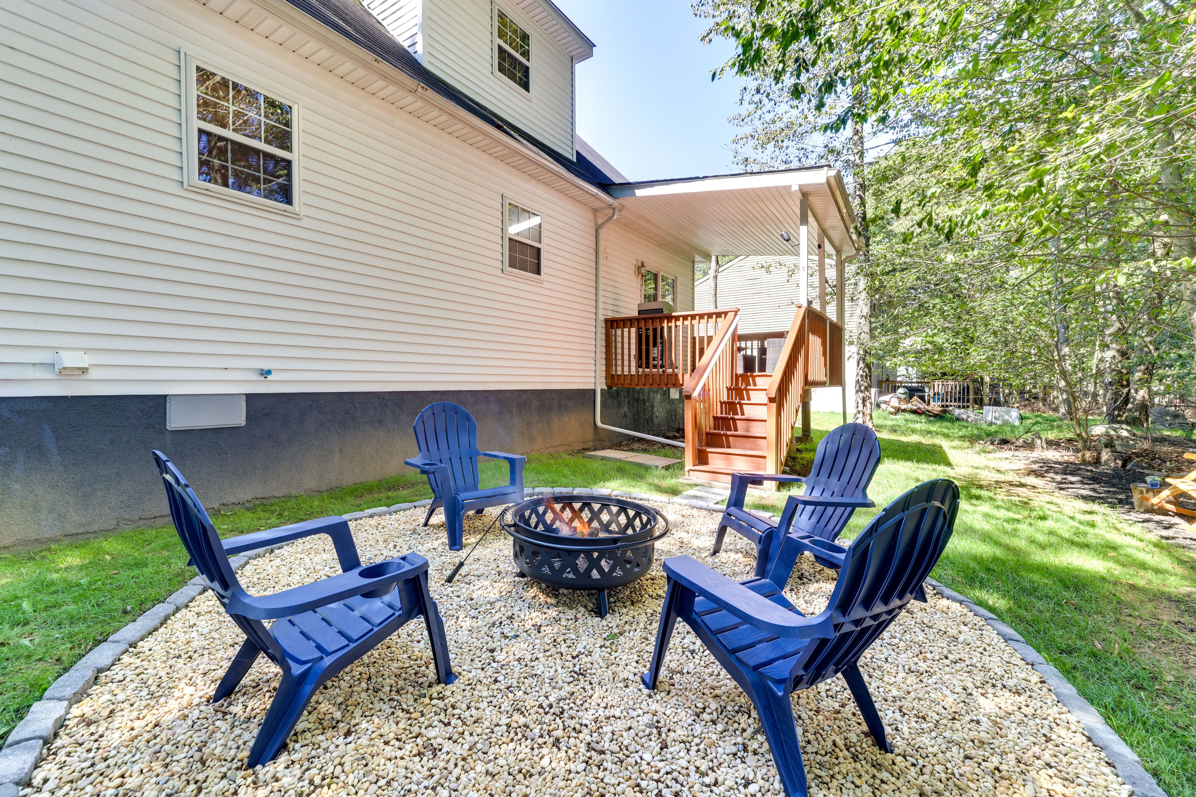 Exterior | Fire Pit