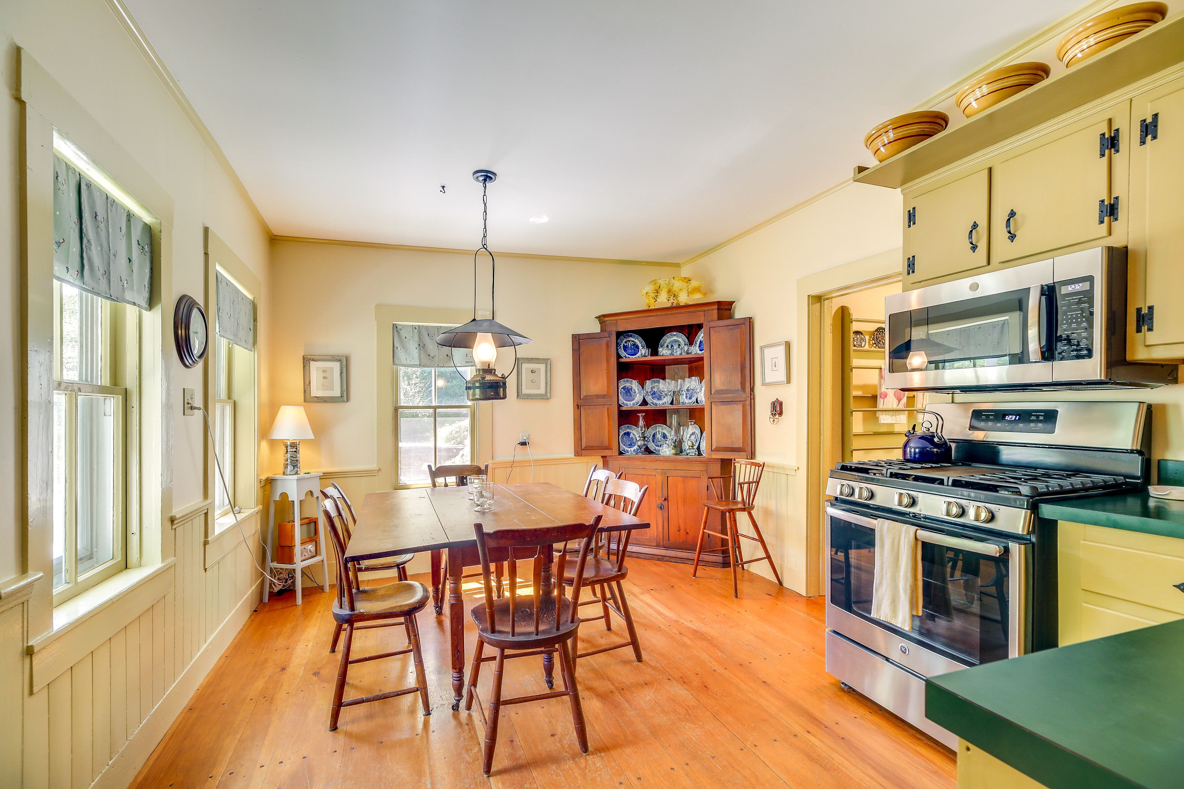 Dining Area | 1st Floor