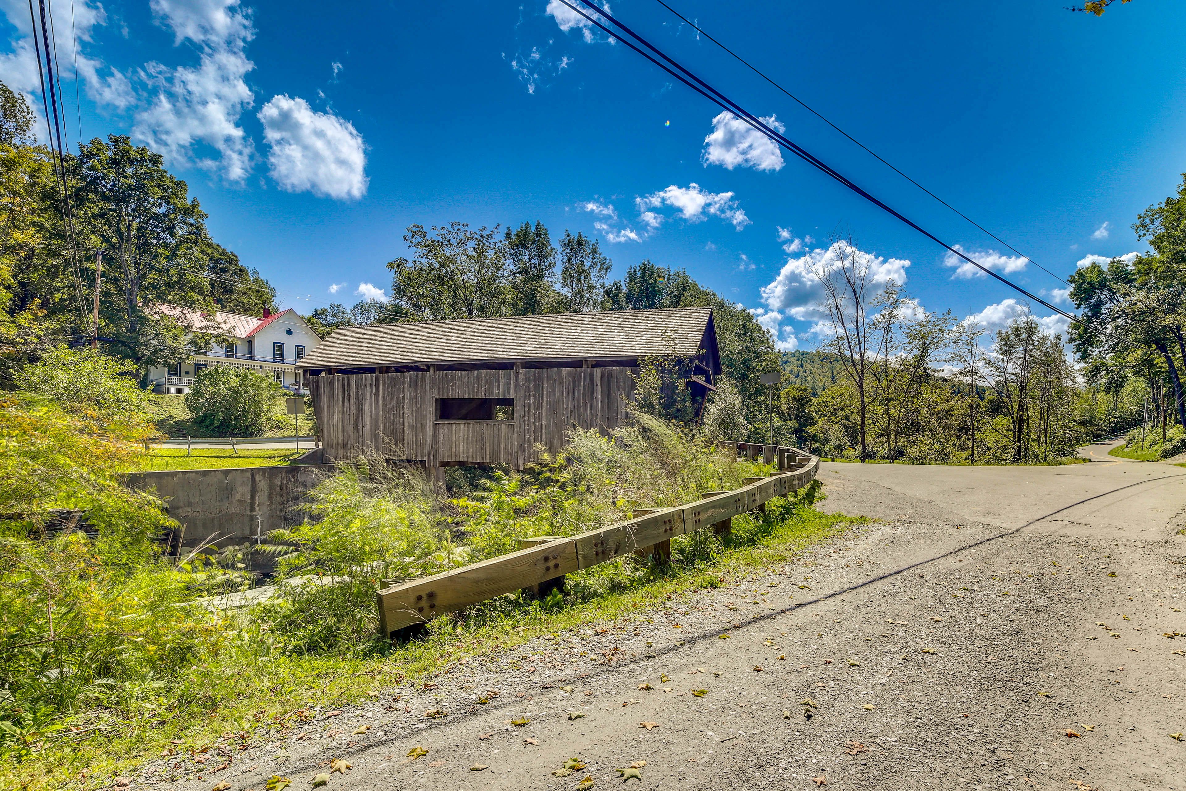 Walk to Covered Bridge