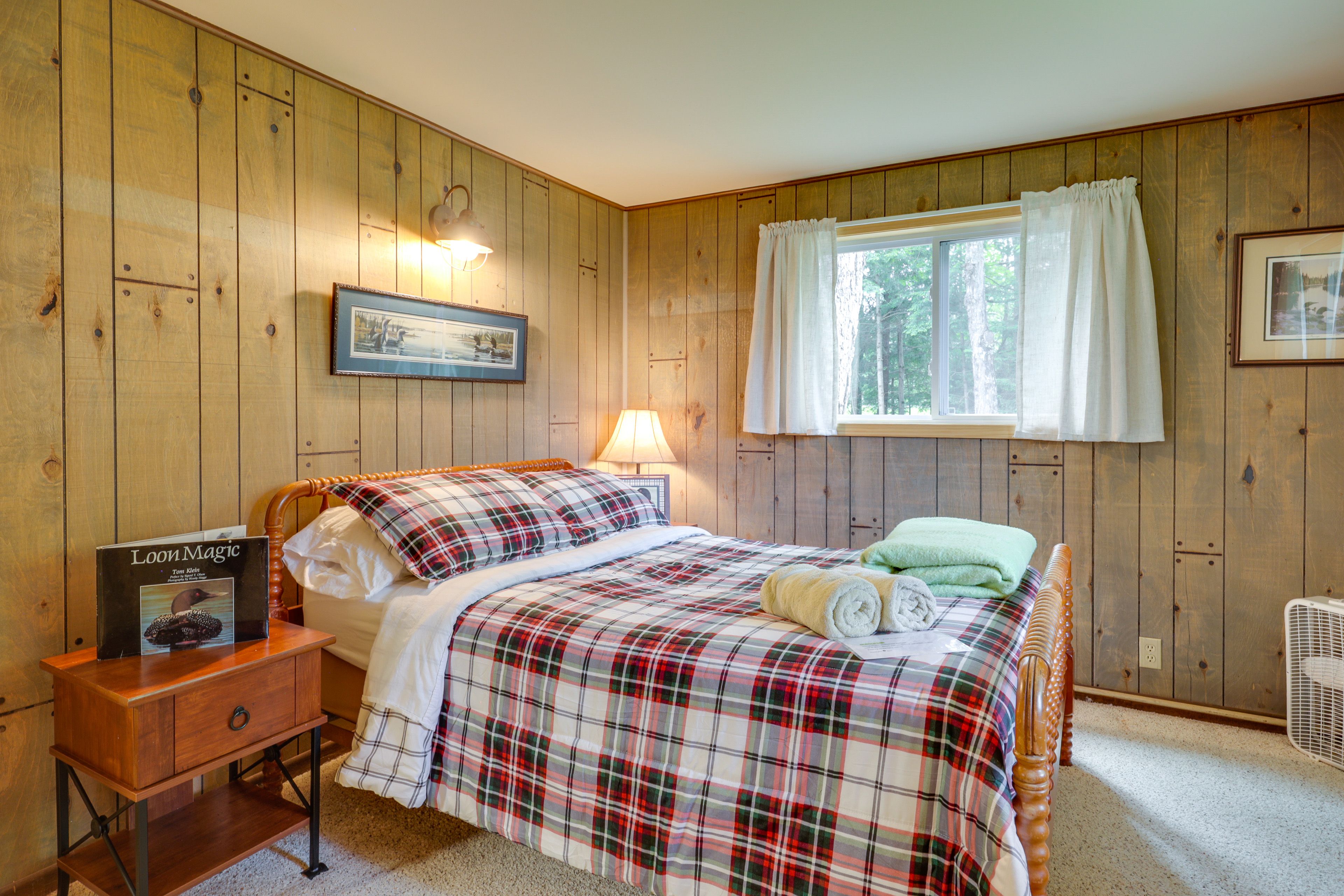 Bedroom 1 | Full Bed