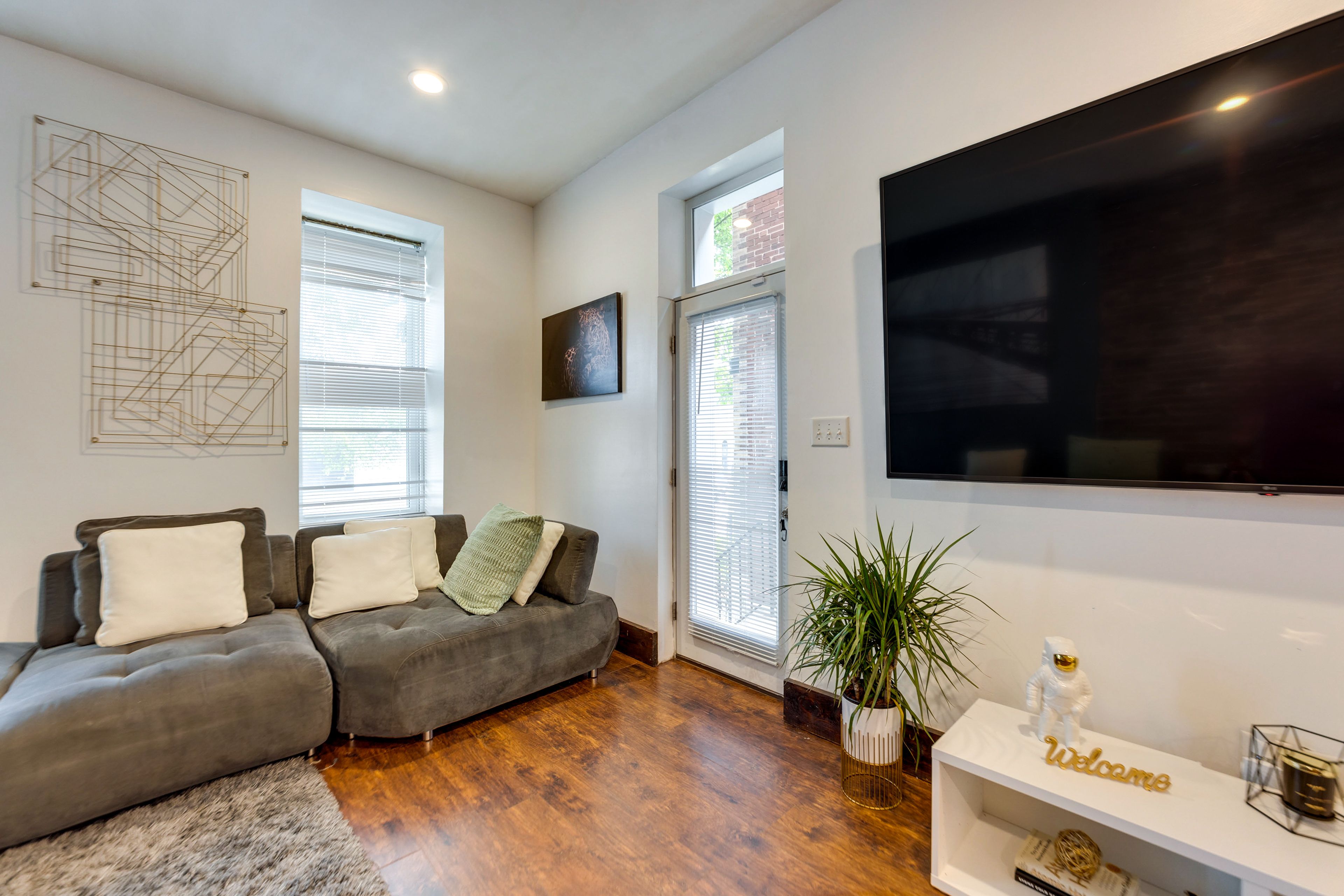 Studio | Smart TV | Central A/C | Electric Heat