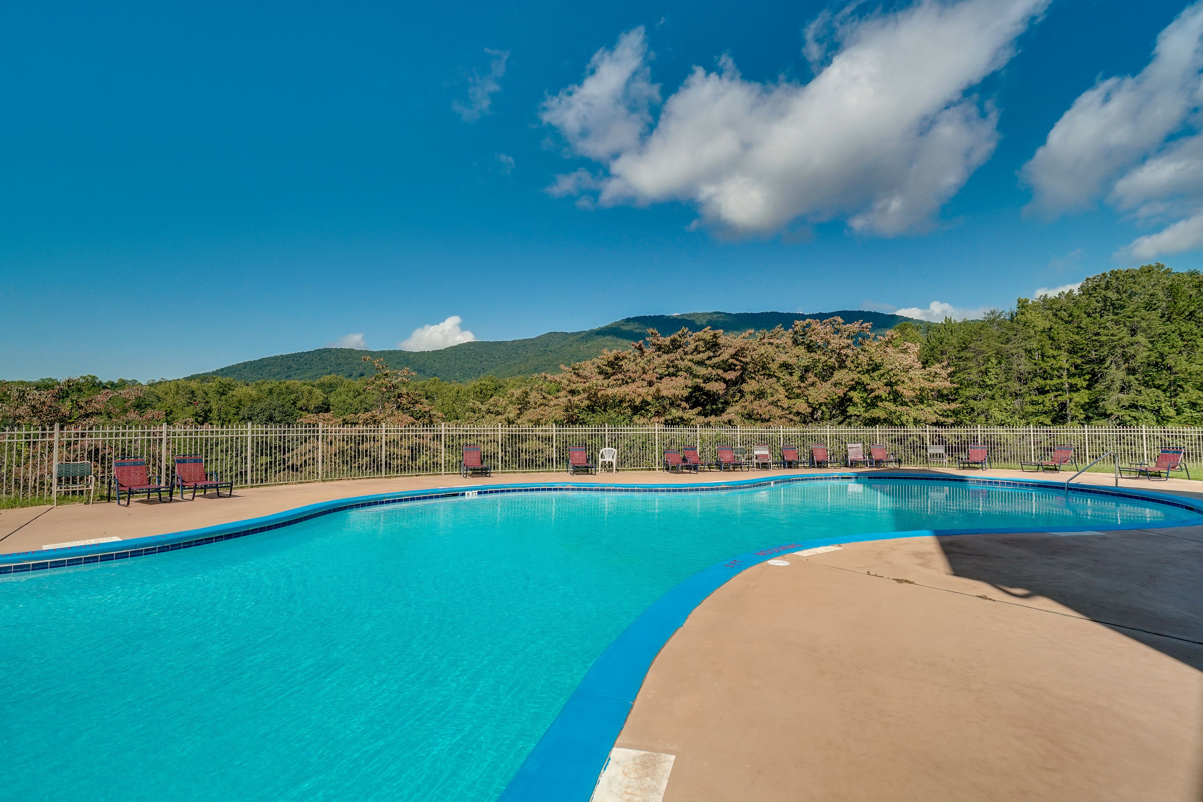 Mountain Lakes Resort Outdoor Pool | Community Lake Access | Horseback Riding
