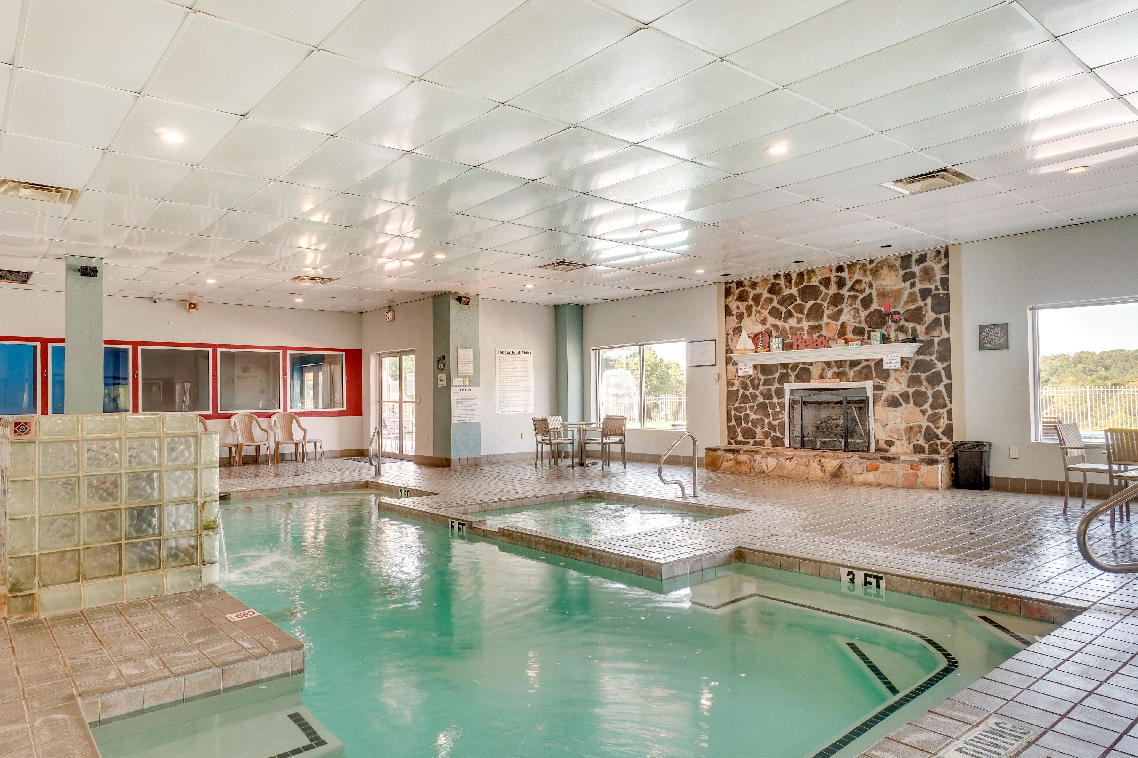 Indoor Pool & Spa