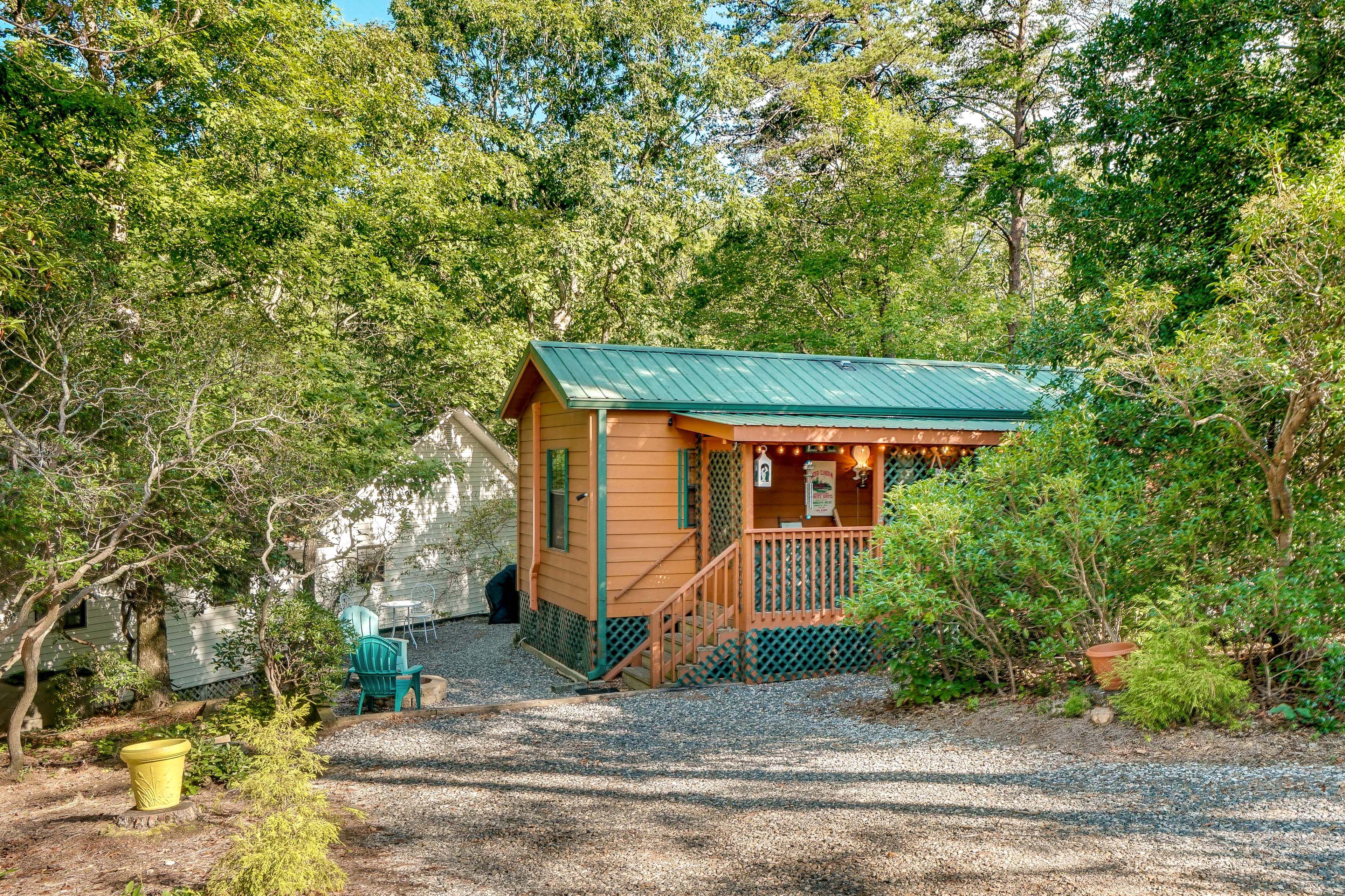 Parking | Driveway (2 Vehicles) | RV Parking Allowed On-Site
