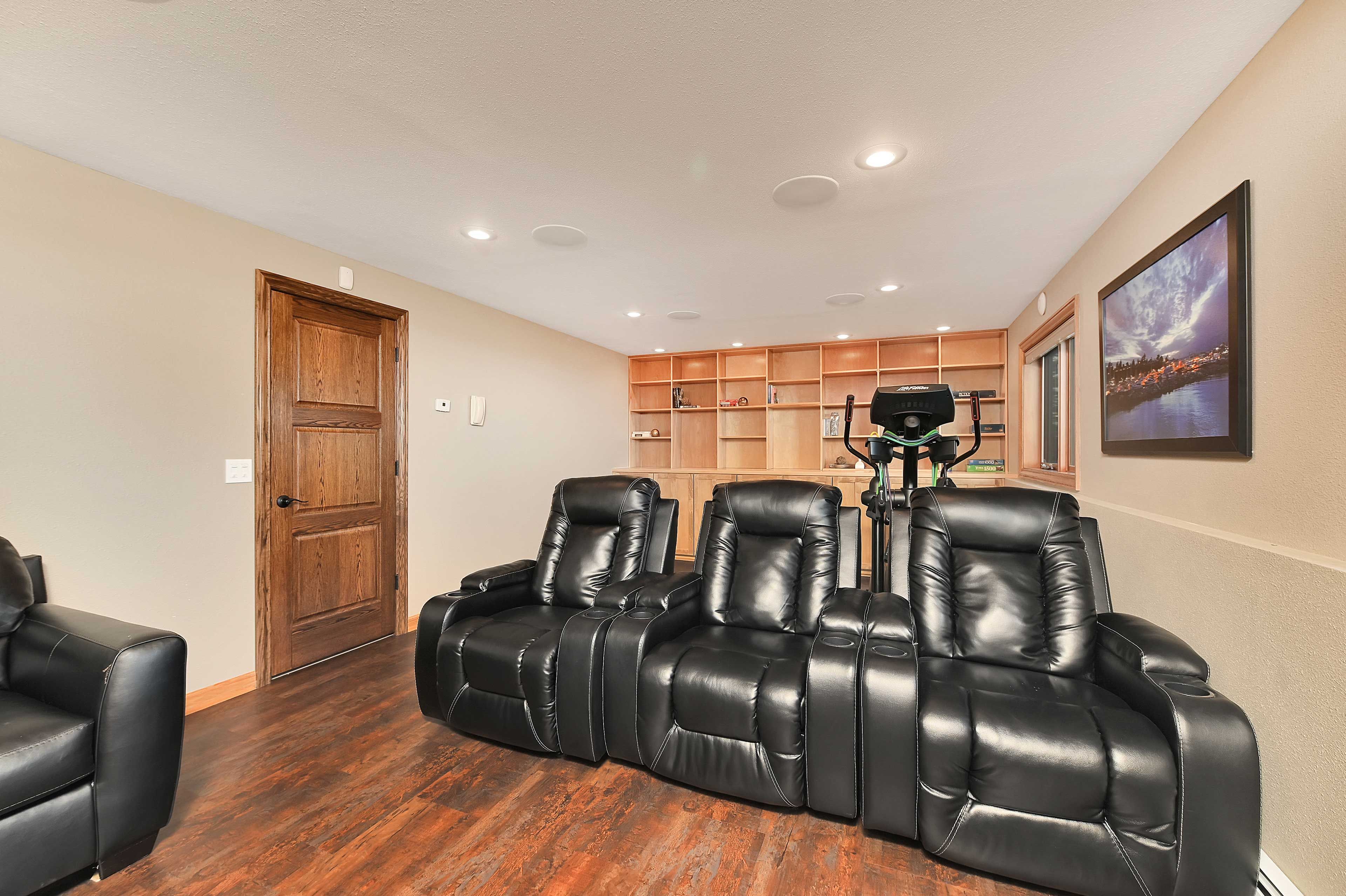 Living Room | 3rd Floor | Smart TV | Elliptical Machine