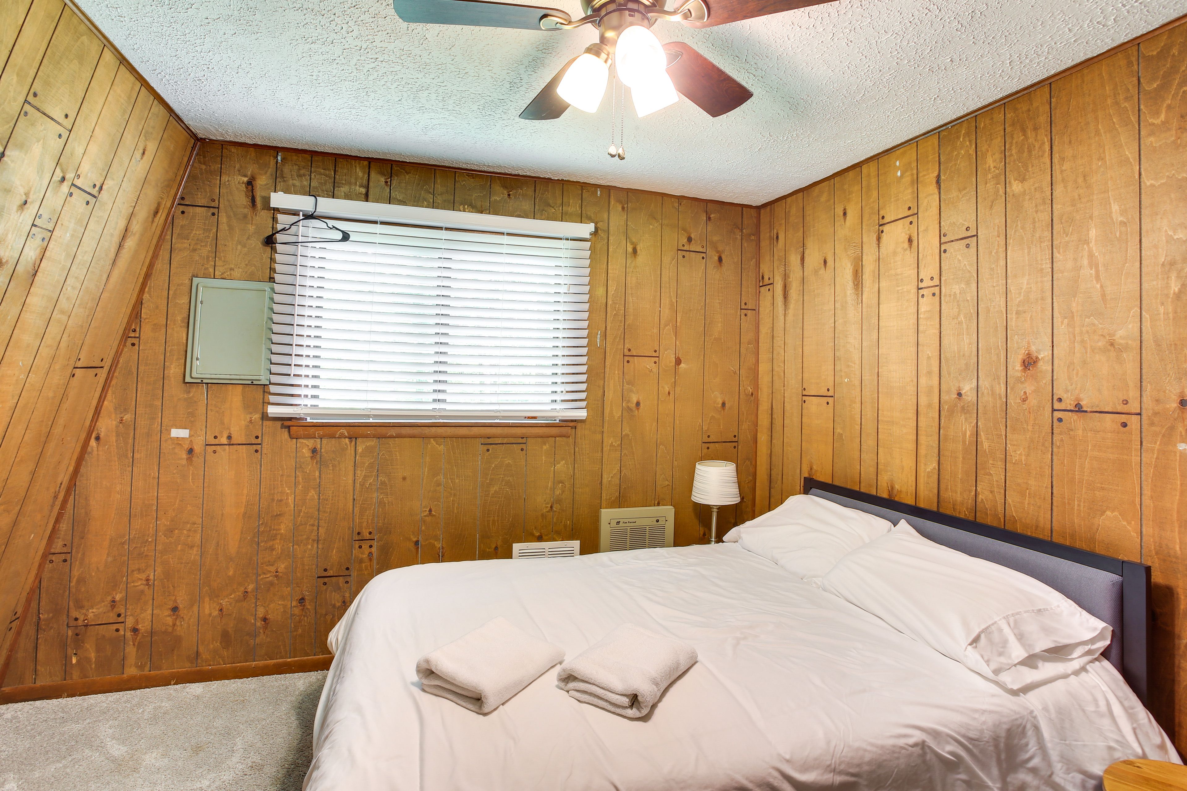 Bedroom 1 | King Bed | Linens Provided