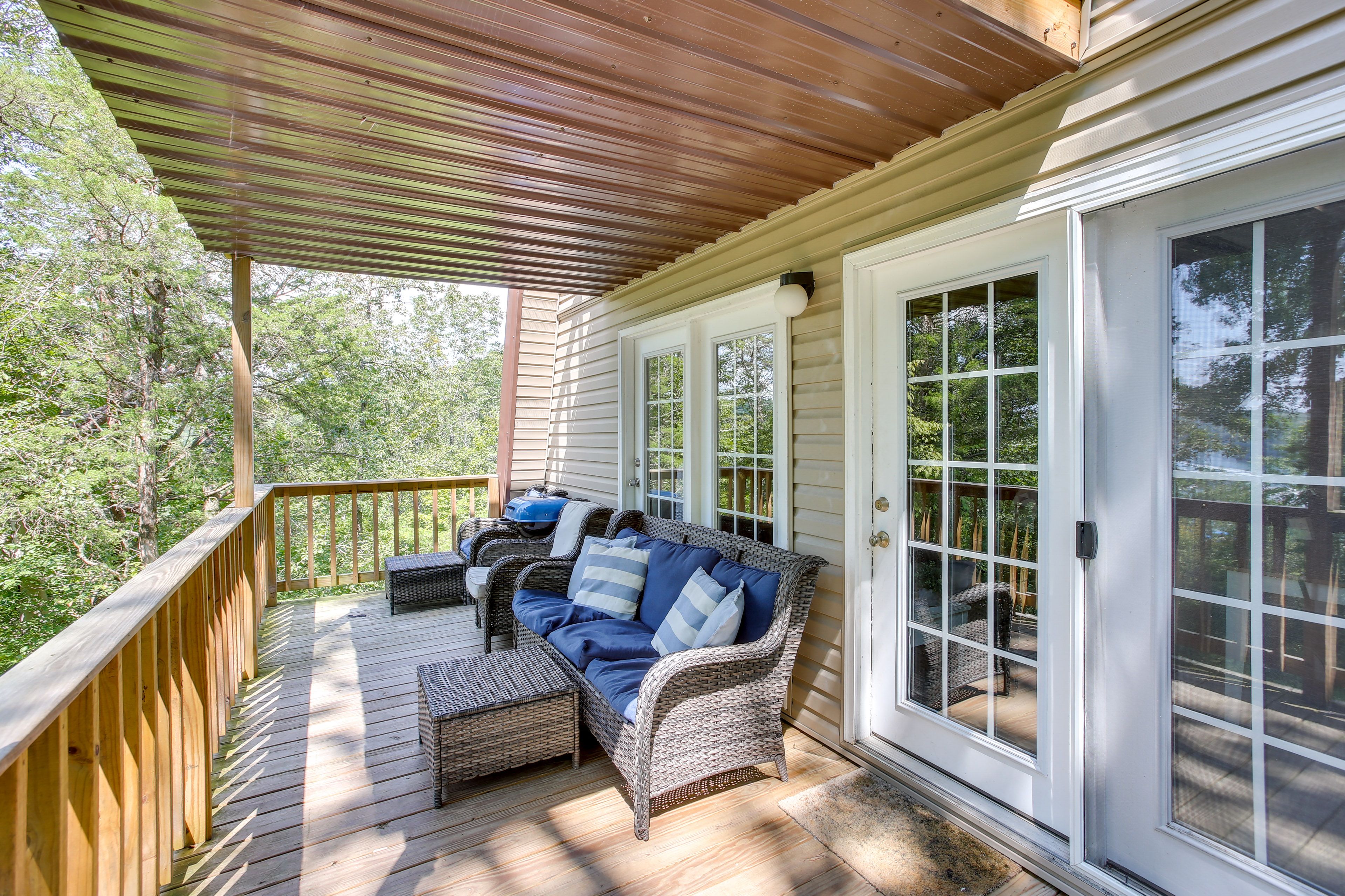 Lower Deck