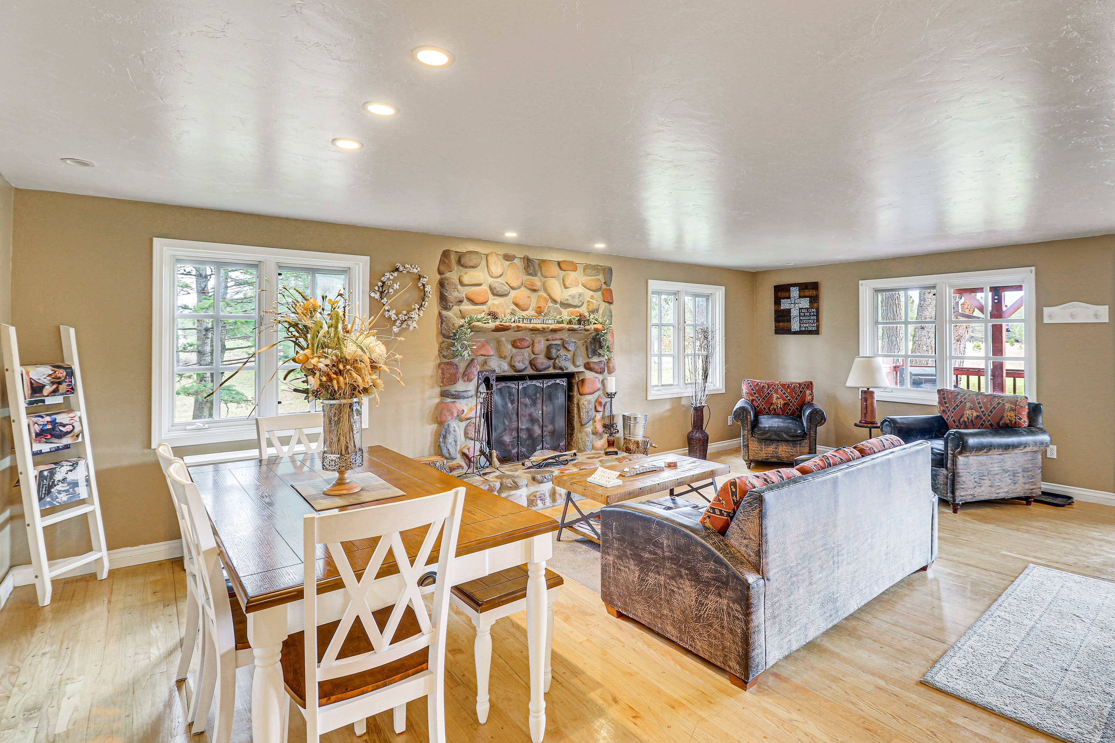 Dining Area | Dishware & Flatware Provided | Main Level
