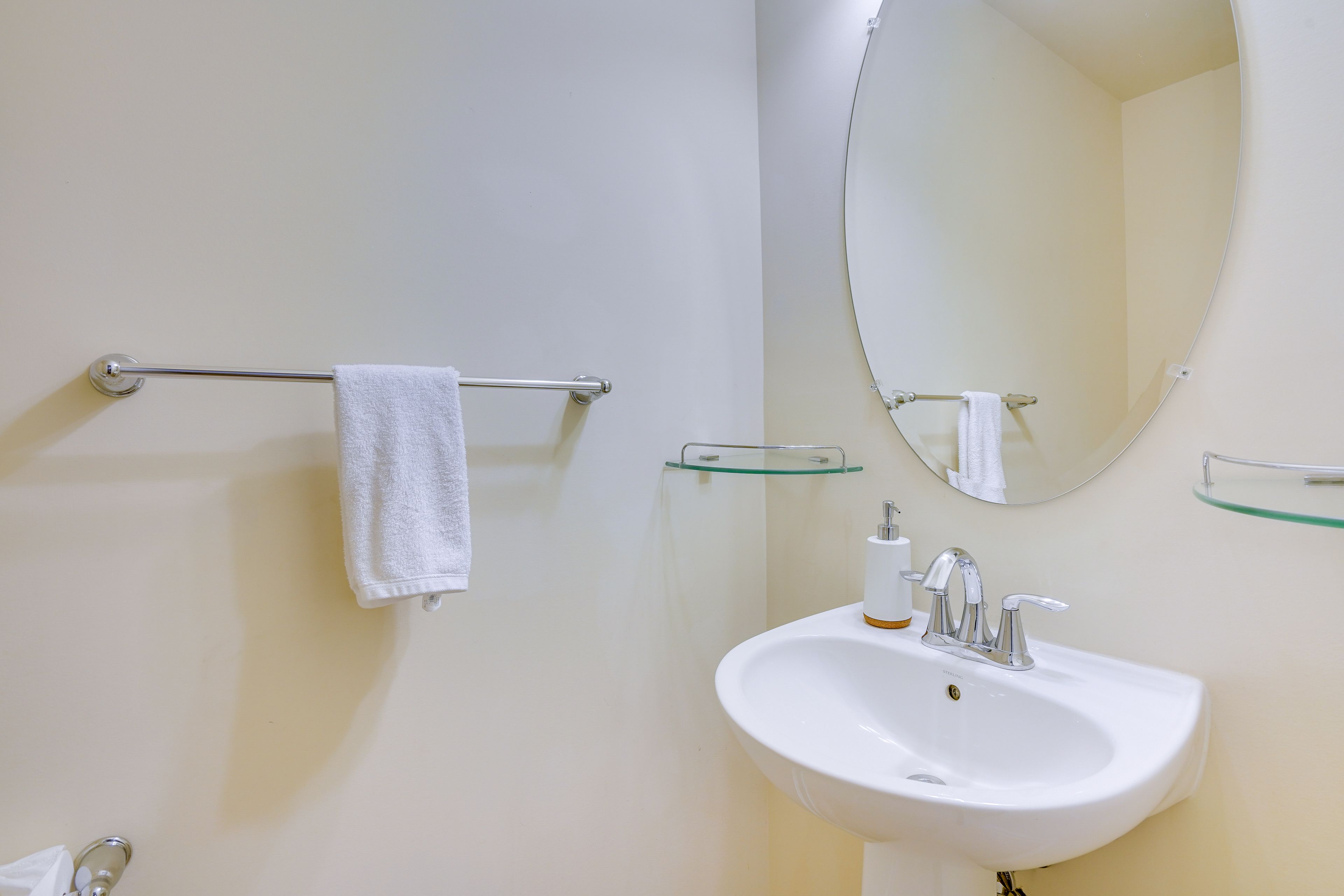 Full Bathroom