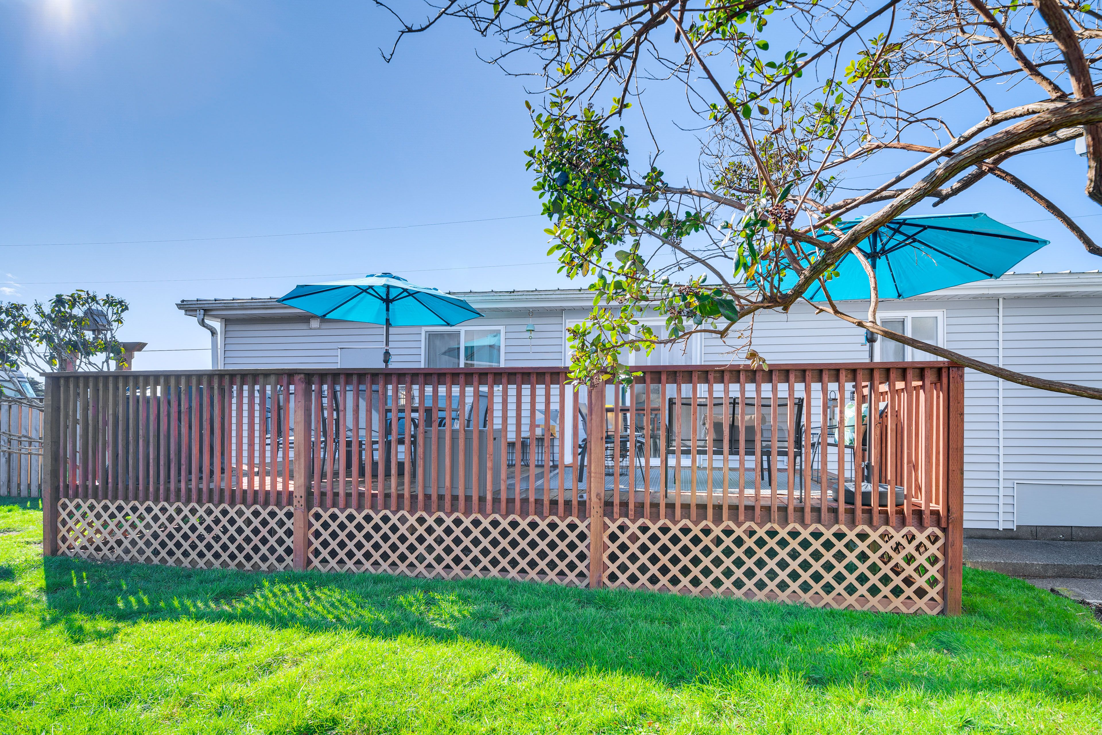 Exterior | Private Deck