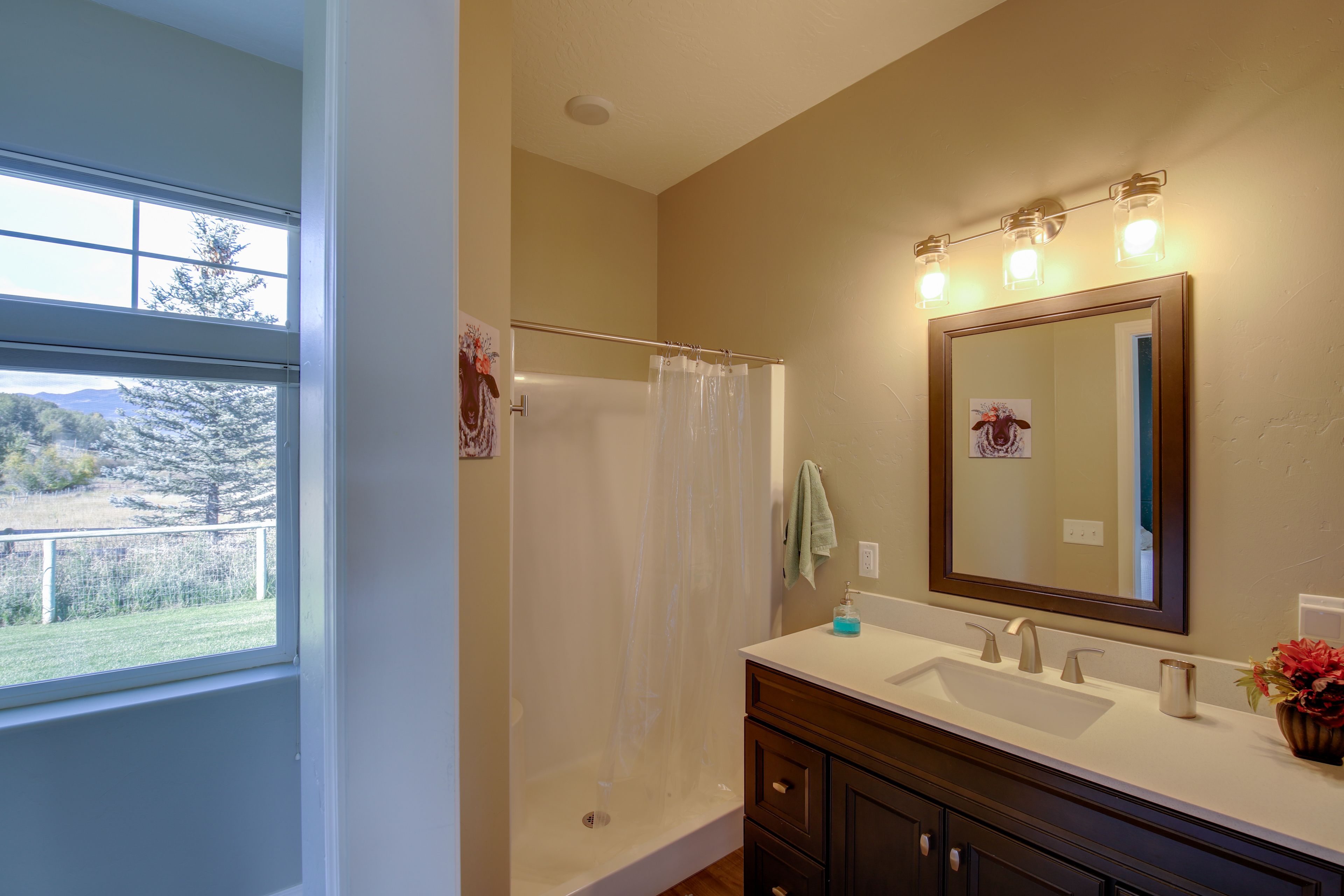 En-Suite Bathroom | Complimenatry Toiletries