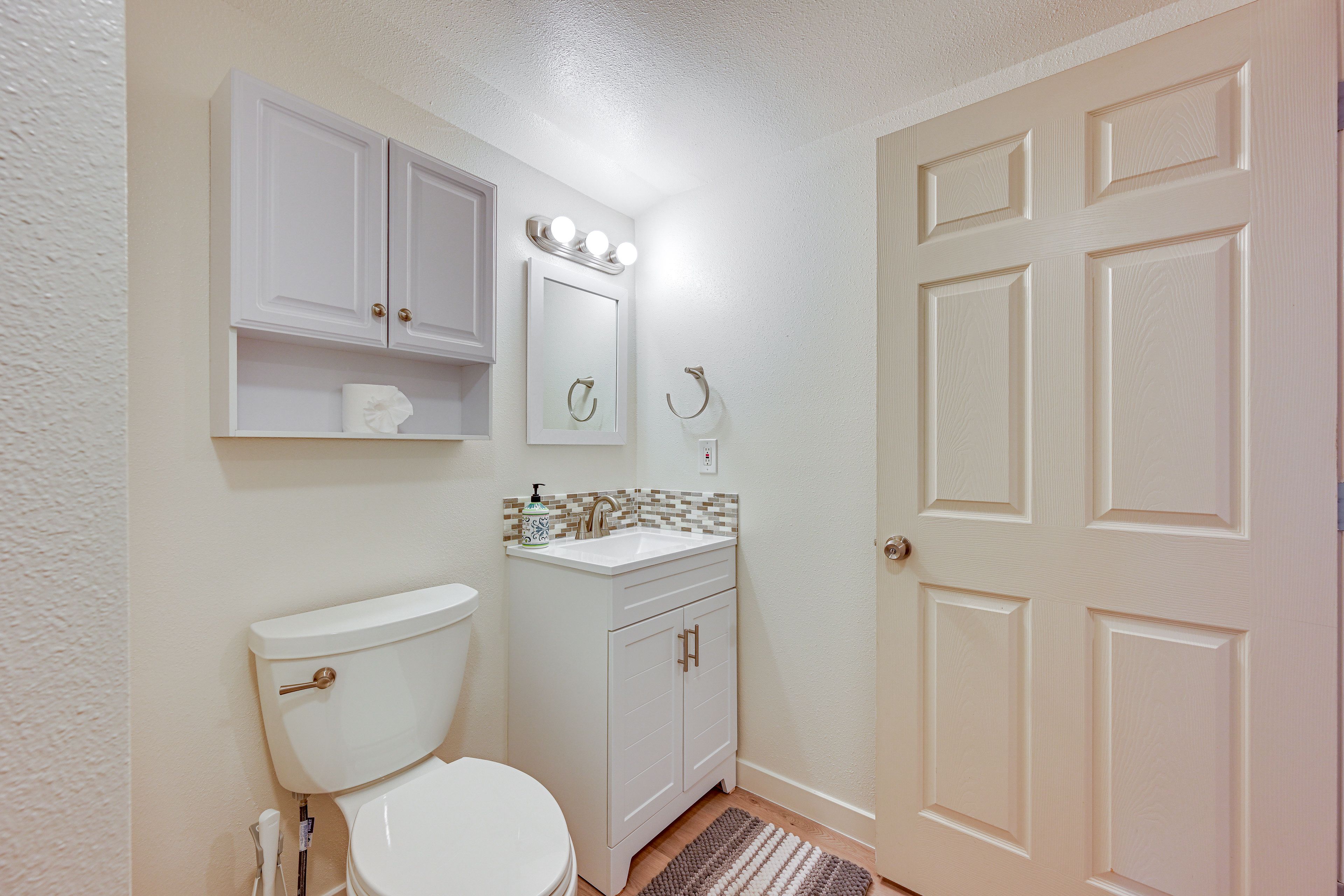 Bathroom | Towels Provided