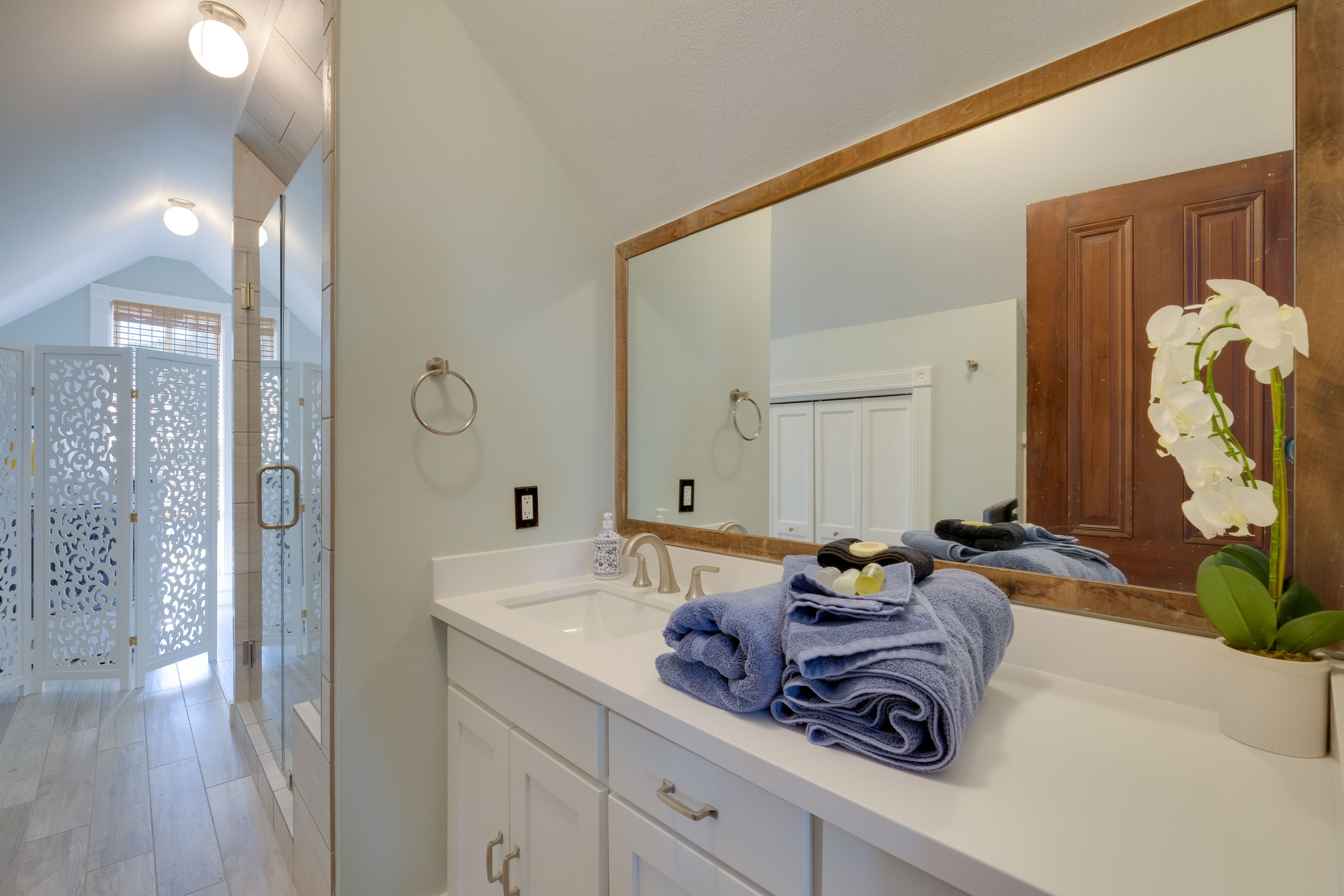 En-Suite Bathroom