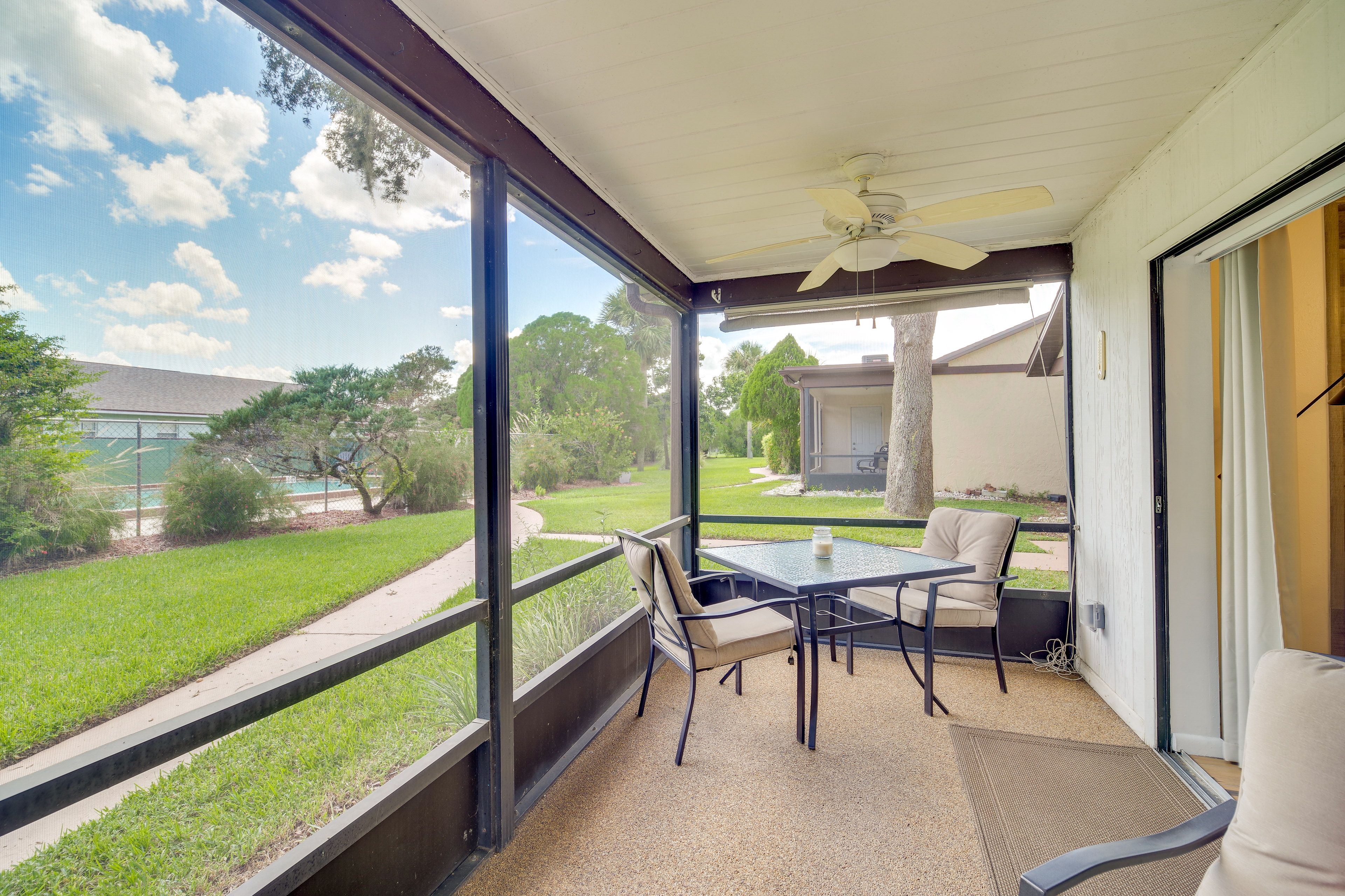Screened Porch | Seating & Dining