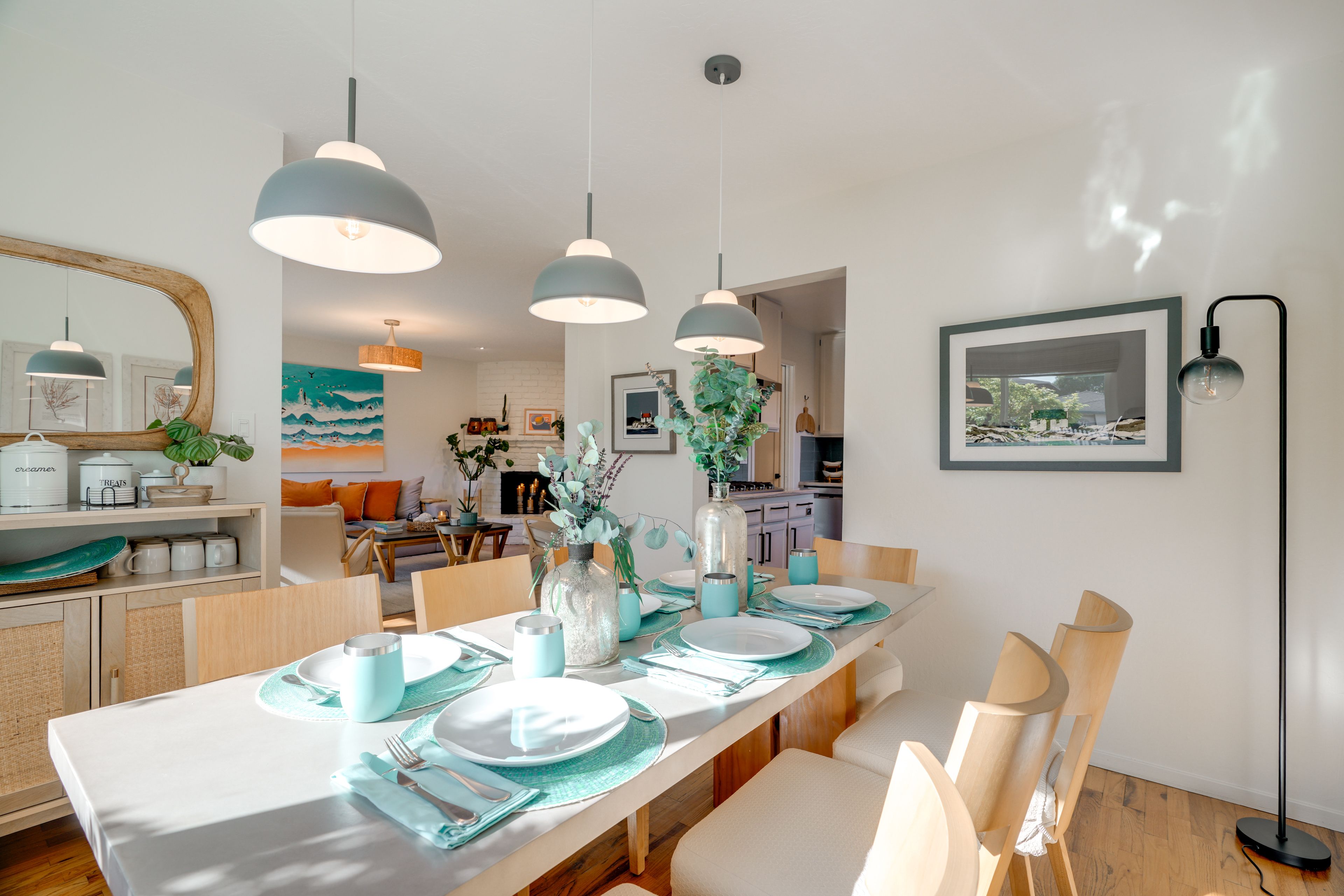 Dining Area | Full Kitchen