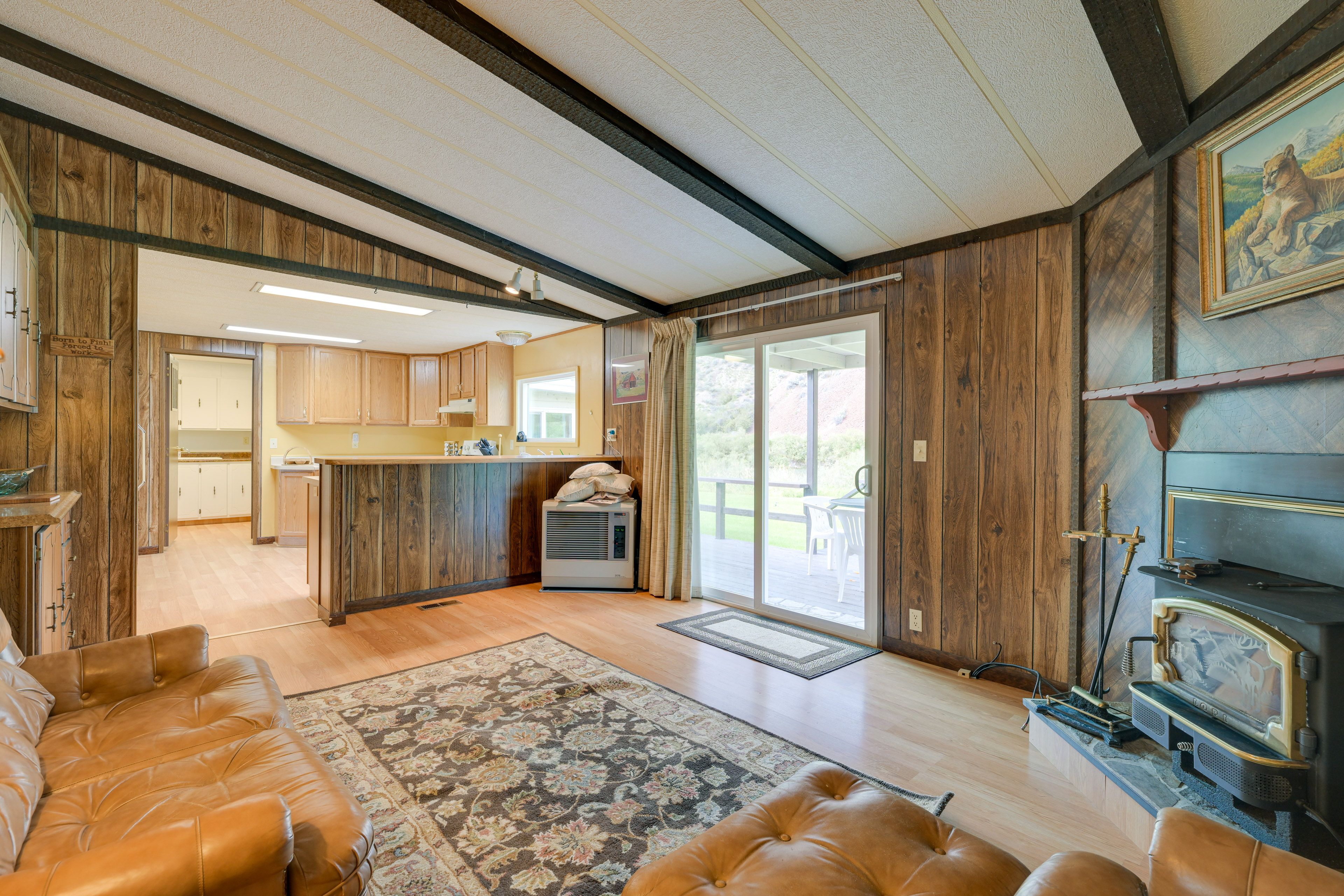 Sitting Room | Fireplace | Deck Access