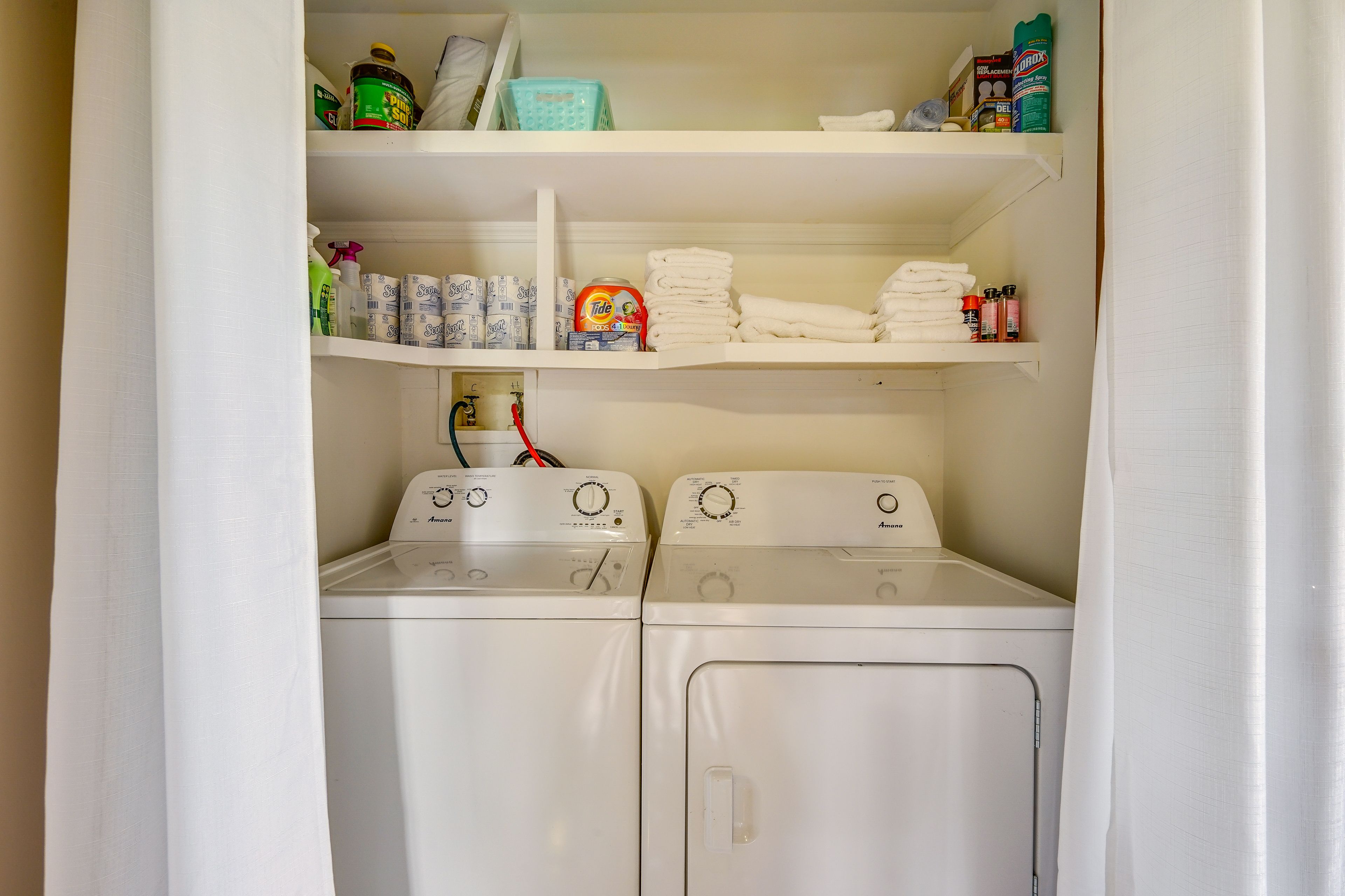 Laundry | Detergent Provided