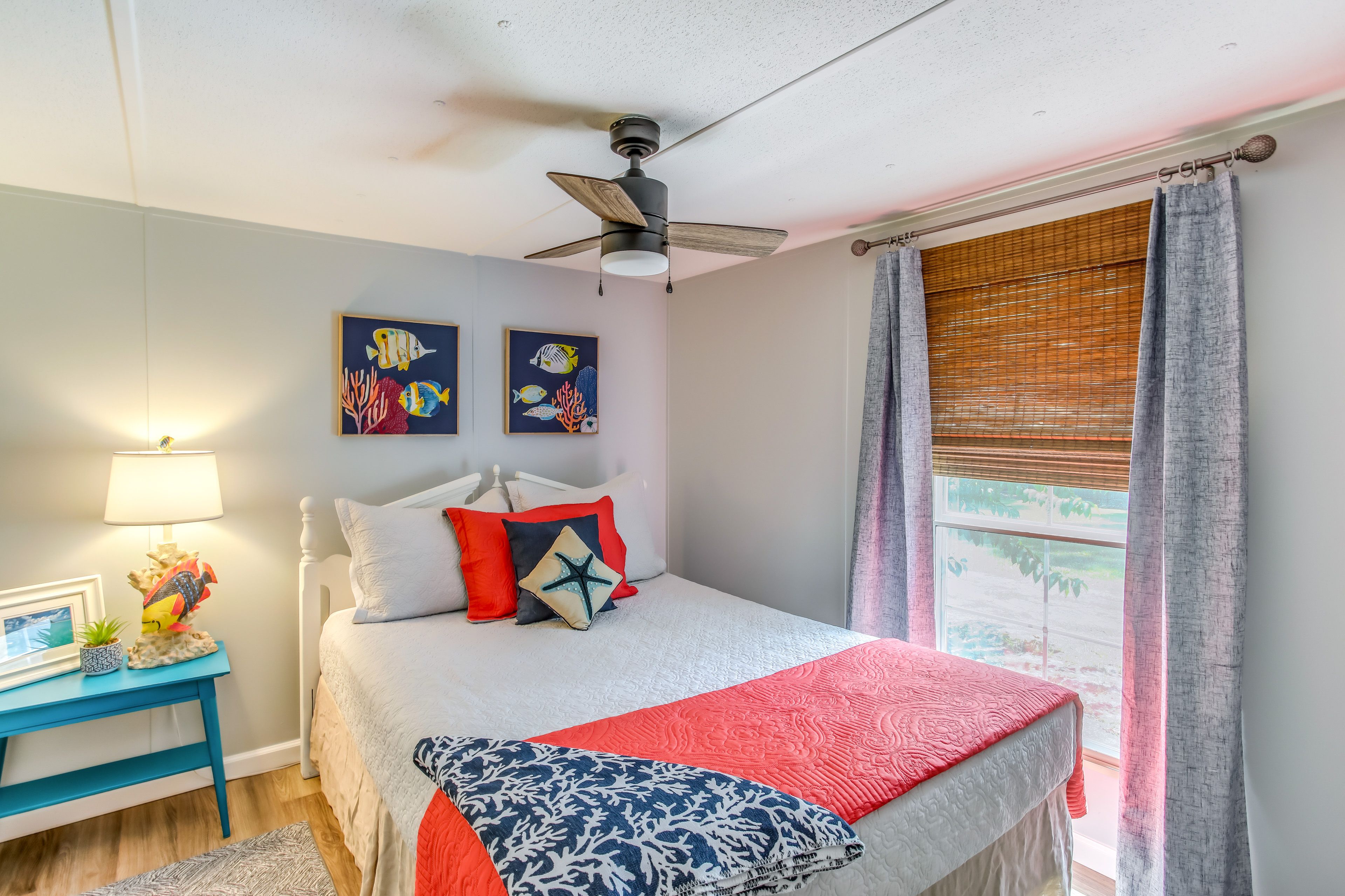 Bedroom 2 | Queen Bed | Smart TV