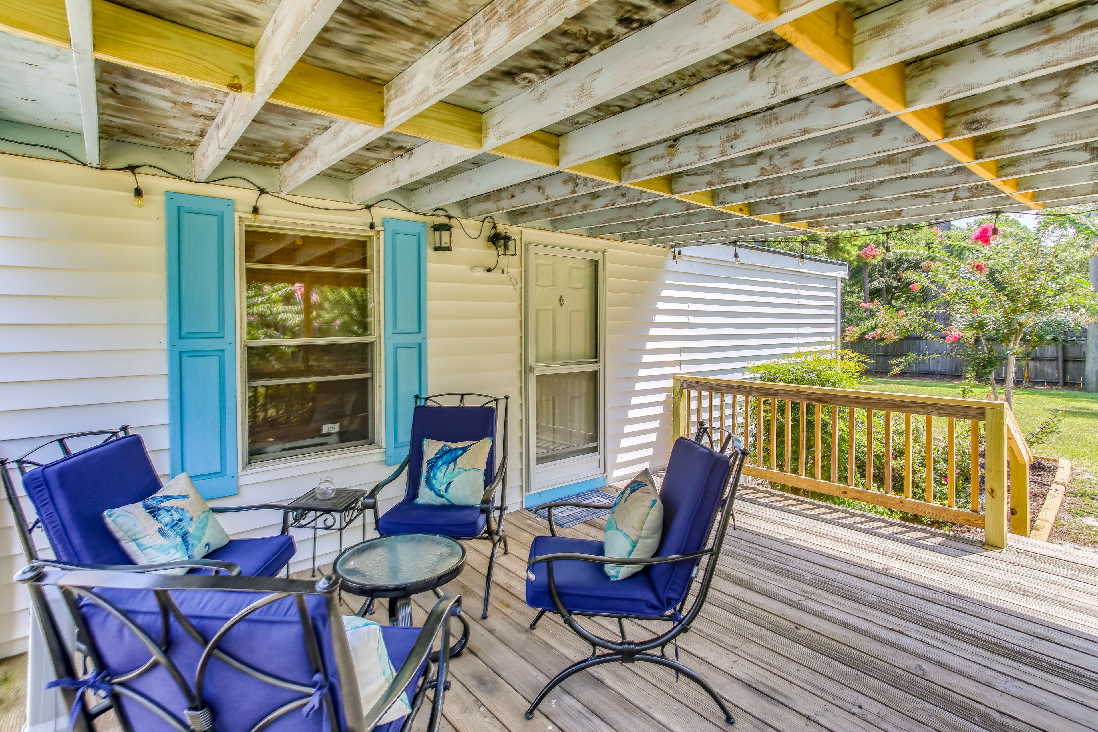 Covered Deck | Self Check-In | 5 Mi to Surf City Beach | Boat Wash Station
