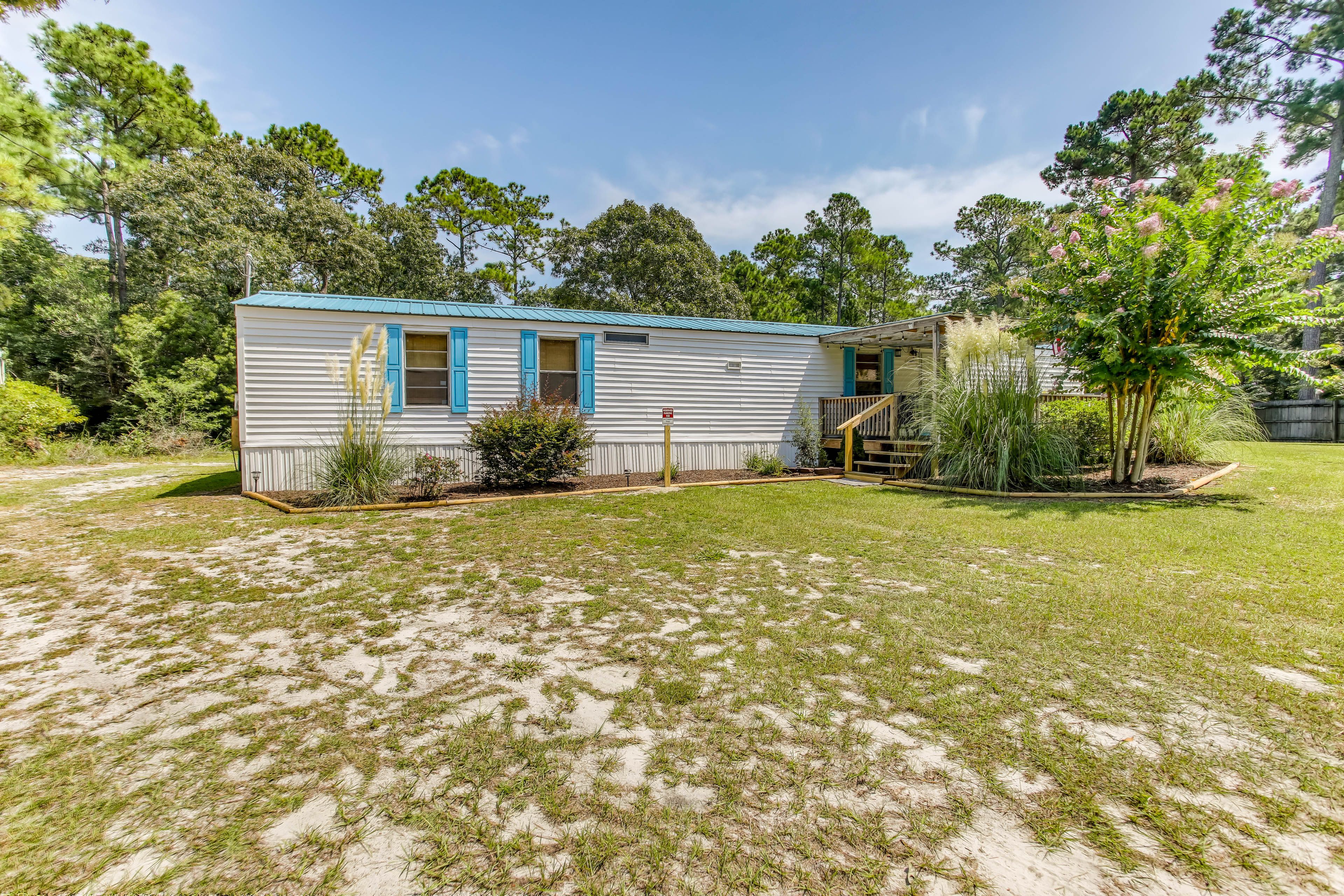 Parking | Driveway (4 Vehicles) | Boat/RV Parking On-Site