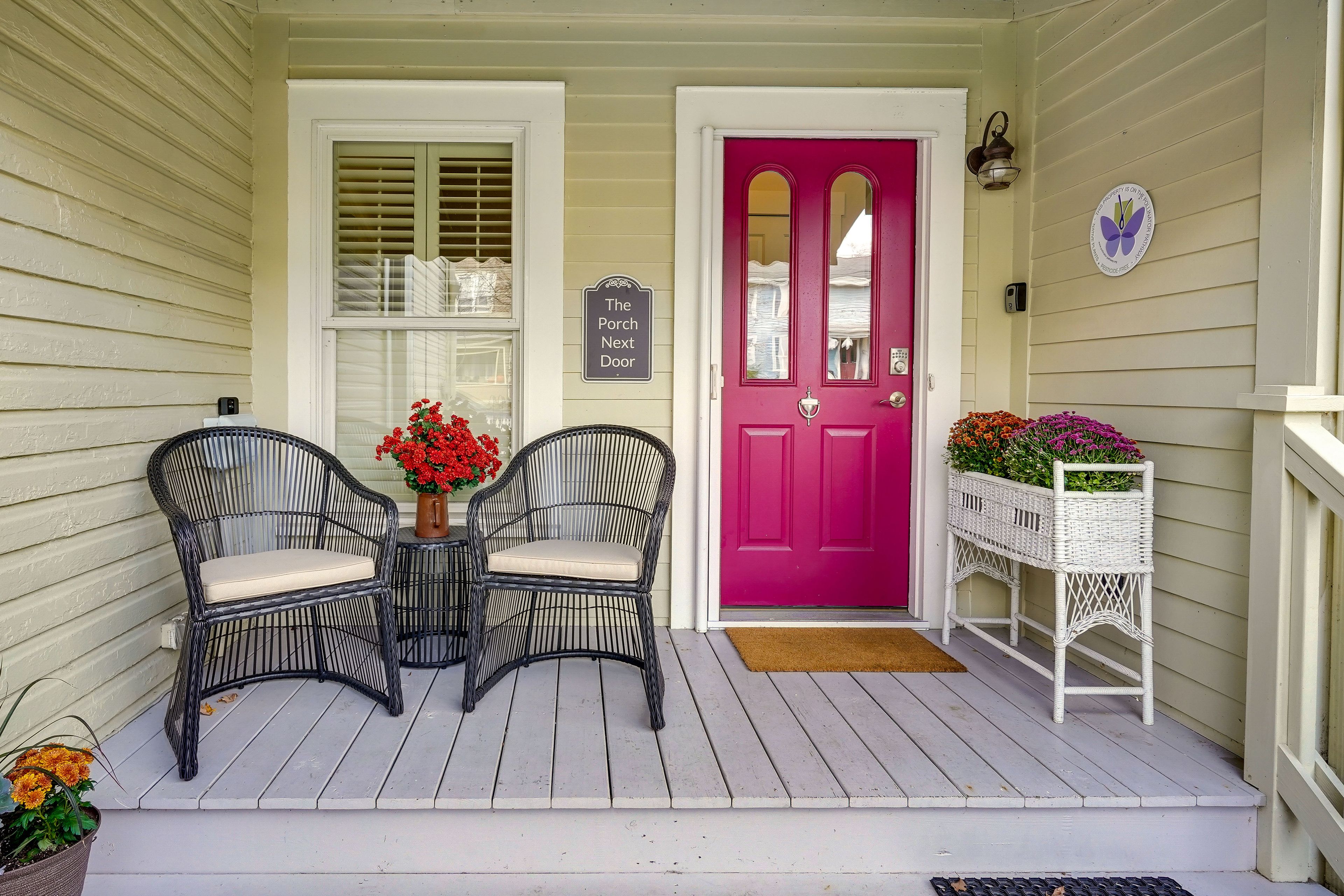 Front Entrance | Private Porch | Single-Story Unit