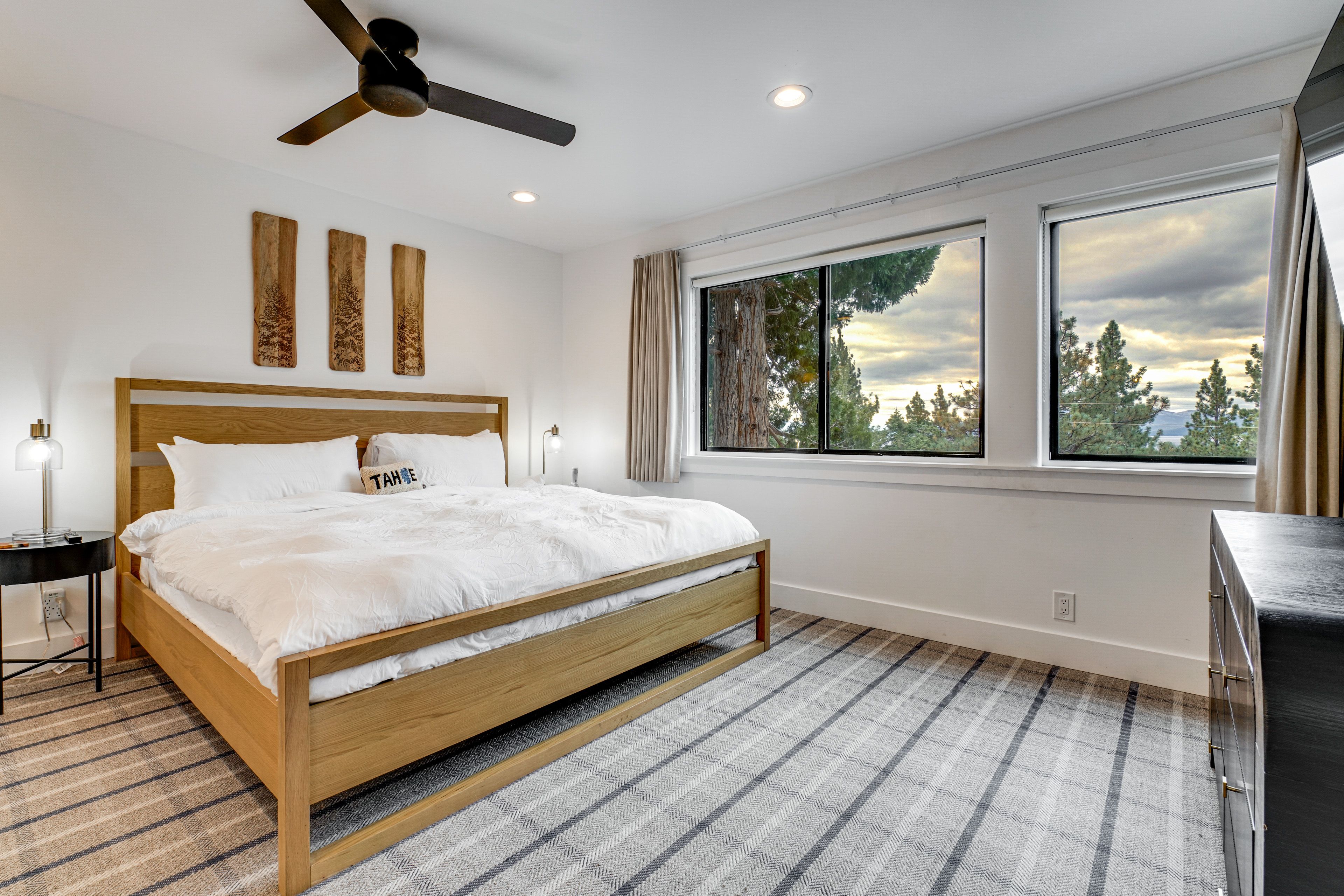 Bedroom 1 | California King Bed | Smart TV | 2nd Floor