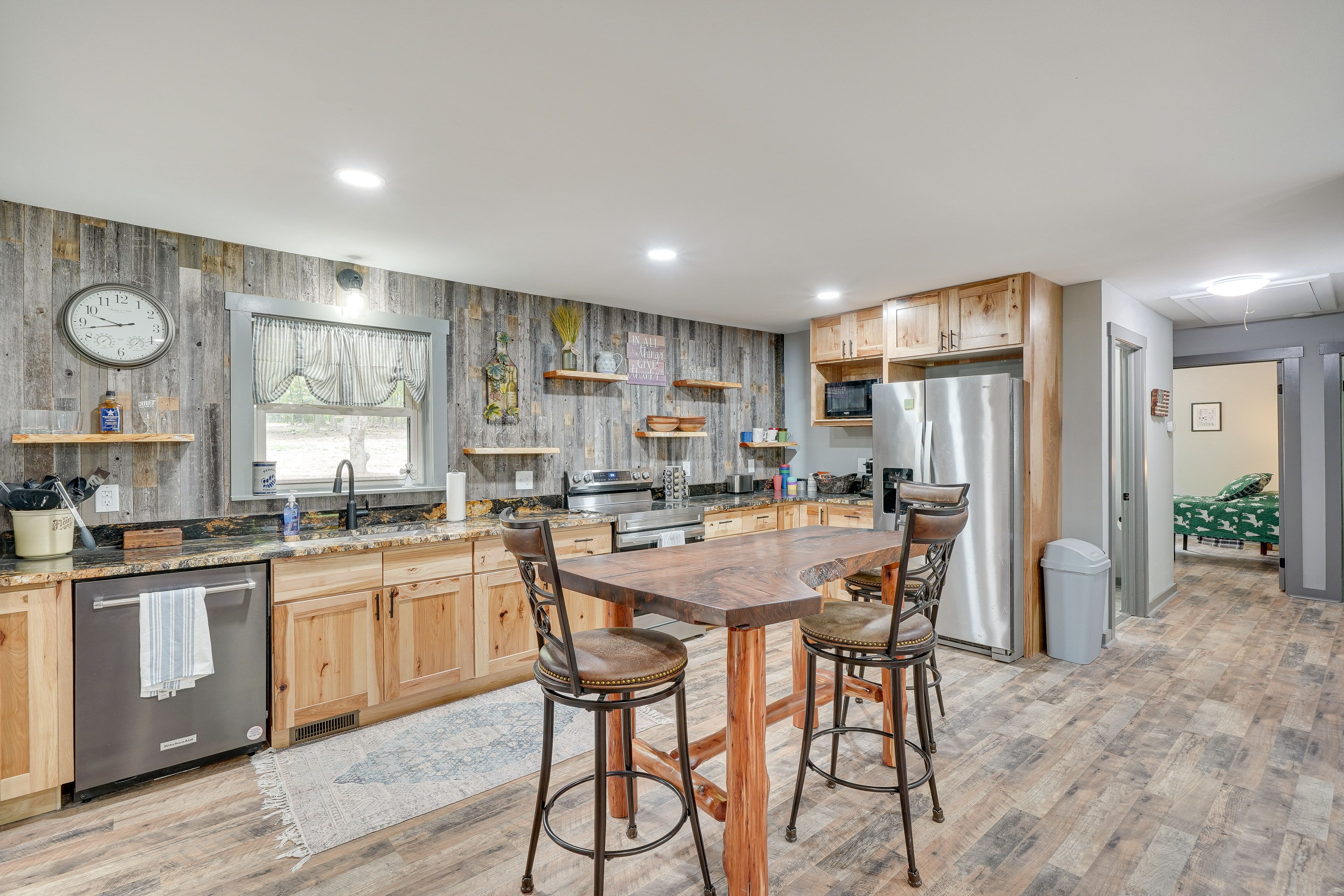 Kitchen | Dishwasher