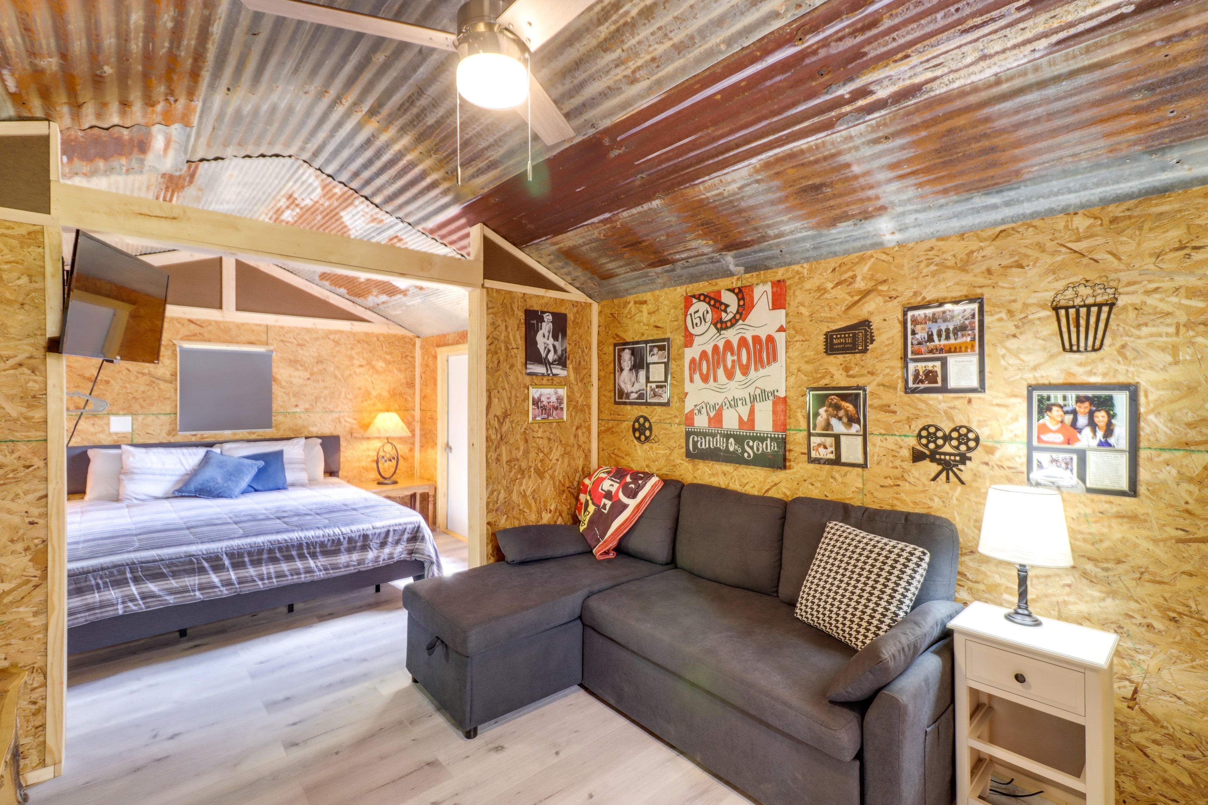 Higden Vacation Rental | Studio | 1BA | 340 Sq Ft | Steps Required to Enter