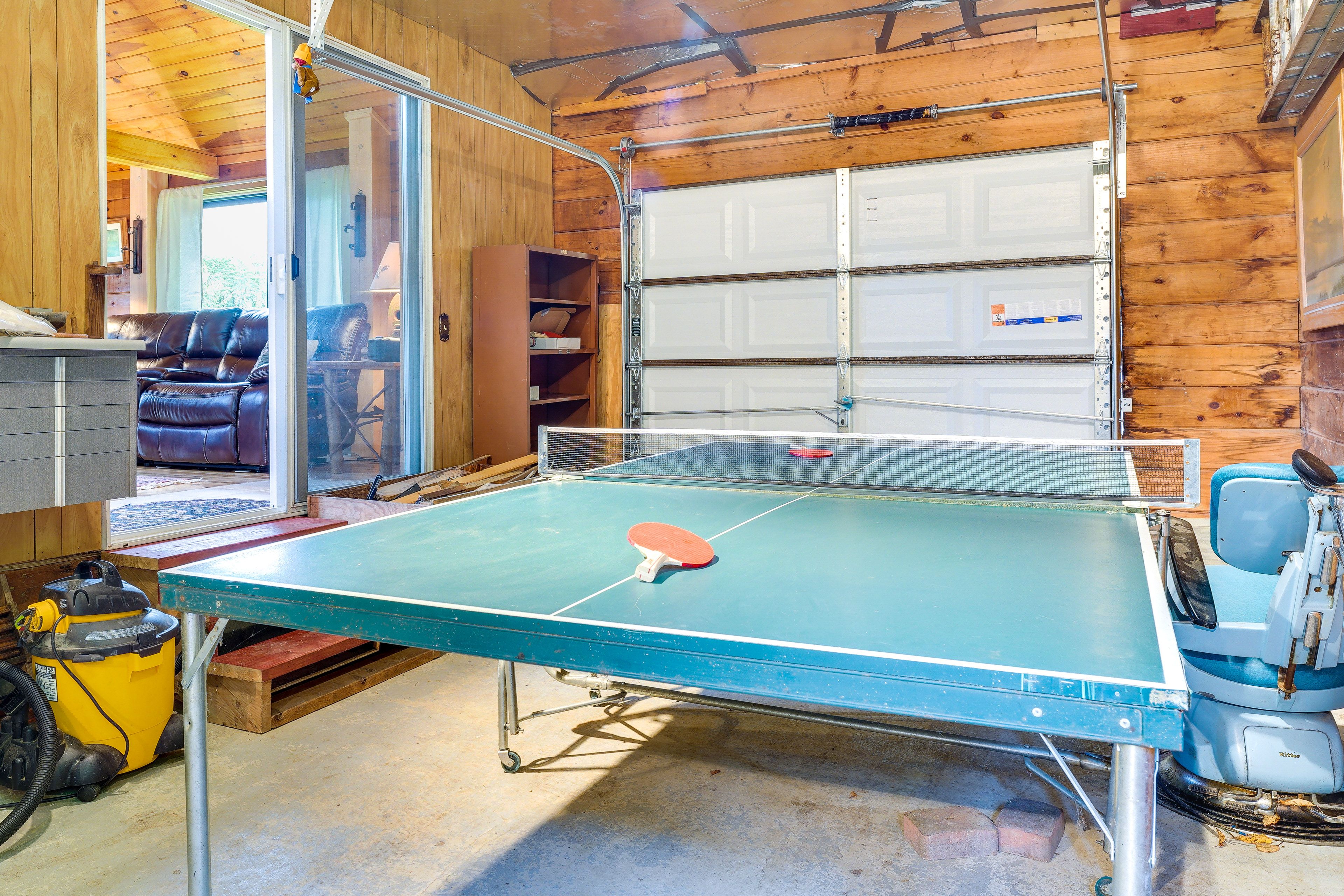 Garage Game Room | Ping Pong Table | Darts