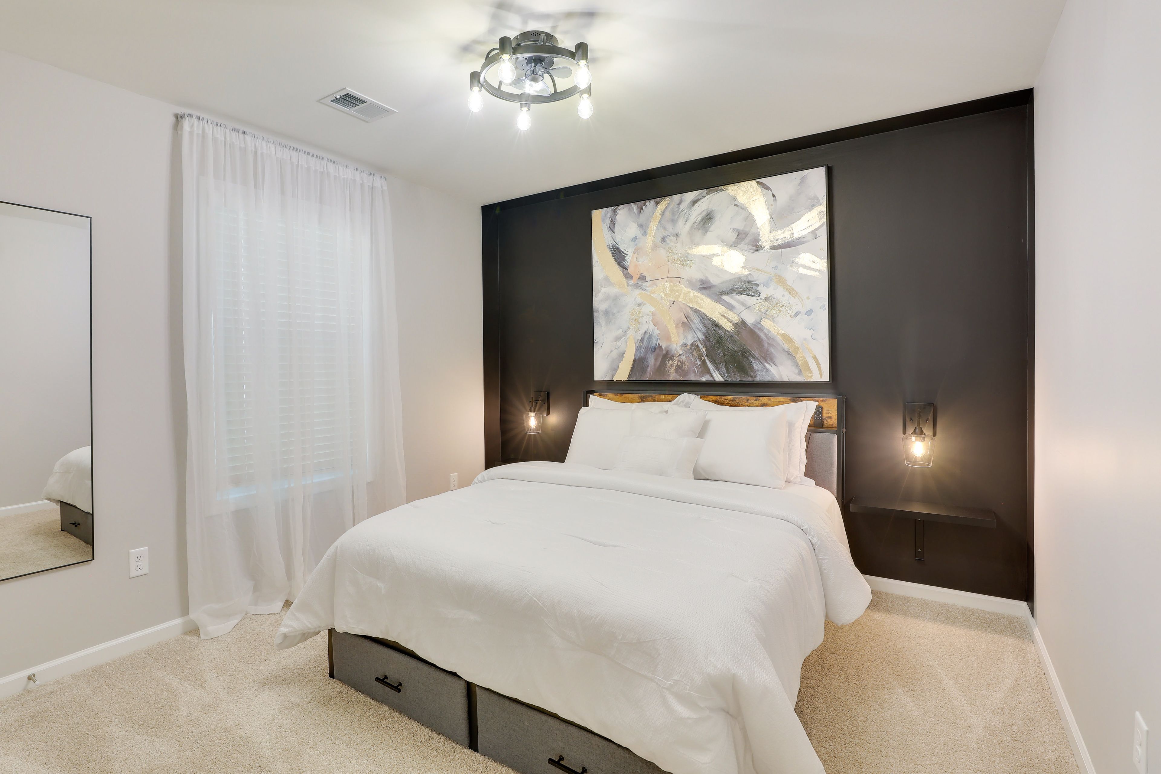 Bedroom 3 | Queen Bed