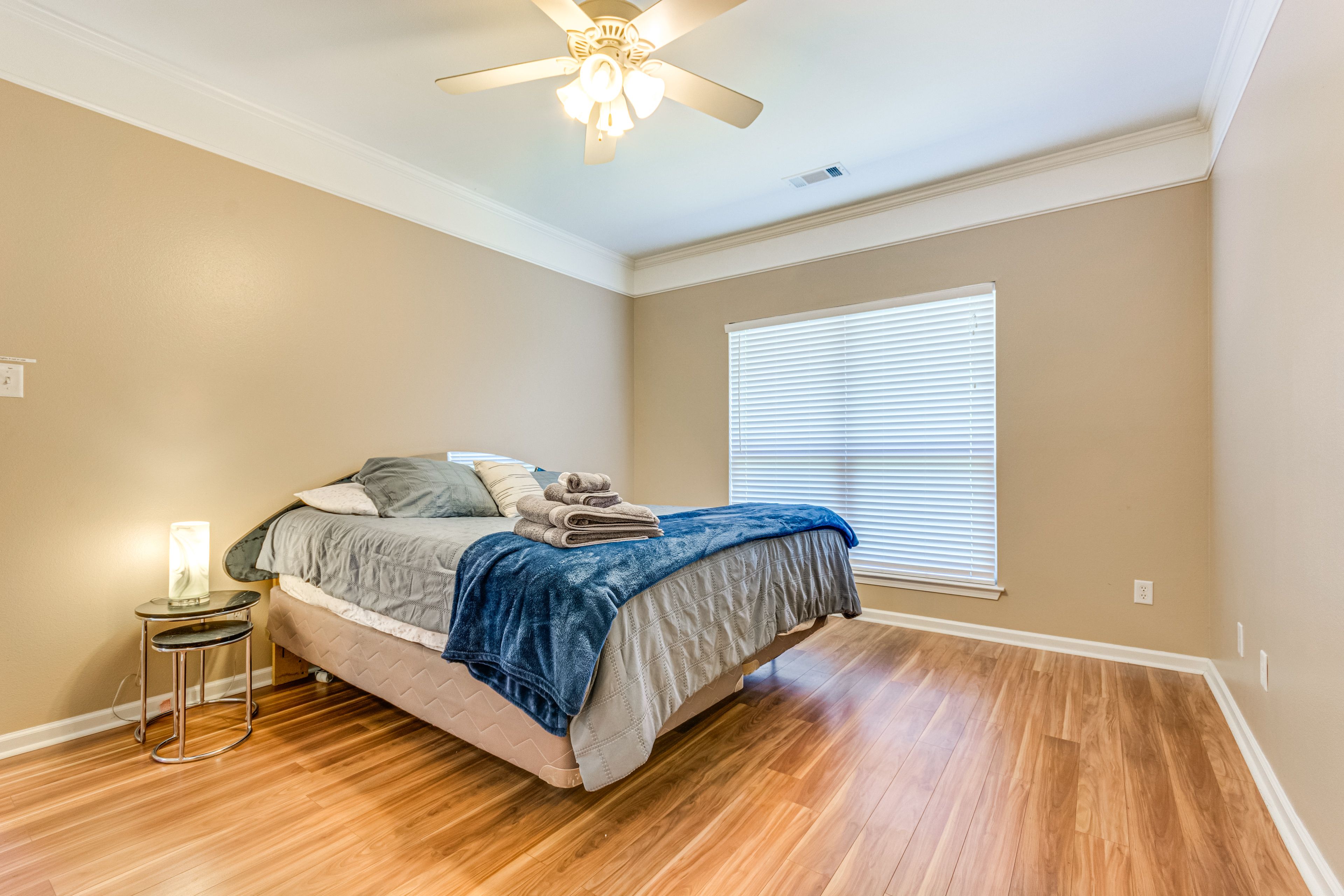 Bedroom 1 | King Bed | En-Suite Bathroom
