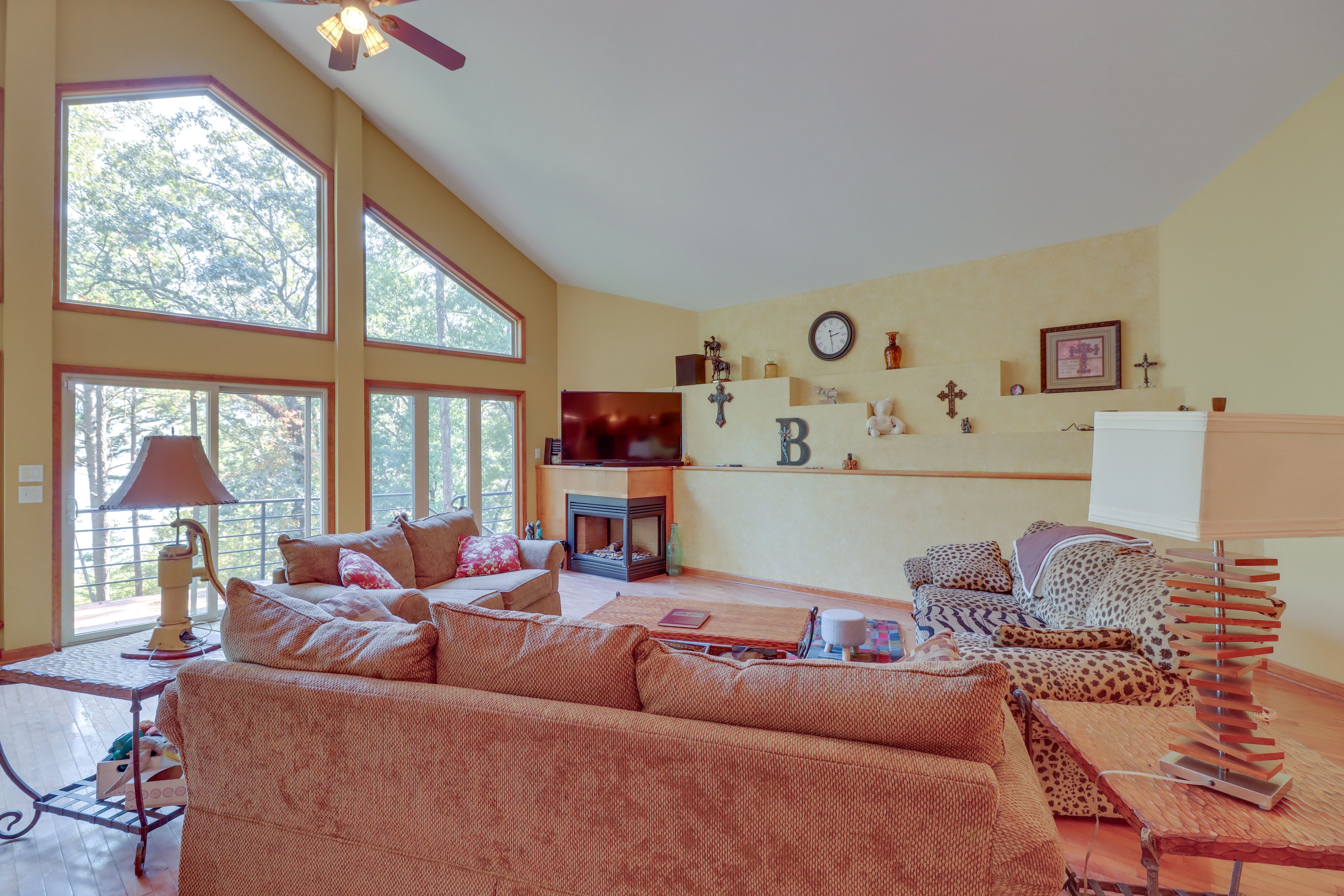 Living Room | 1st Floor