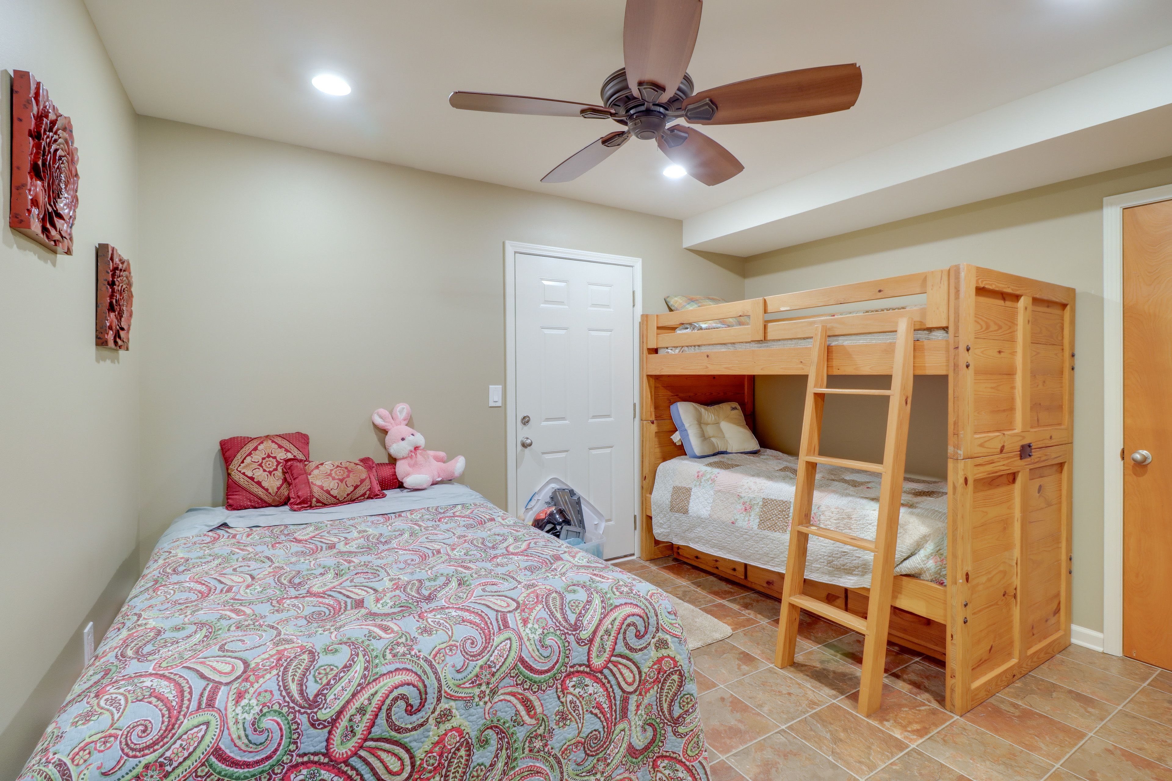 Sleeping Nook | Basement | Full Bed | Twin Bunk Bed