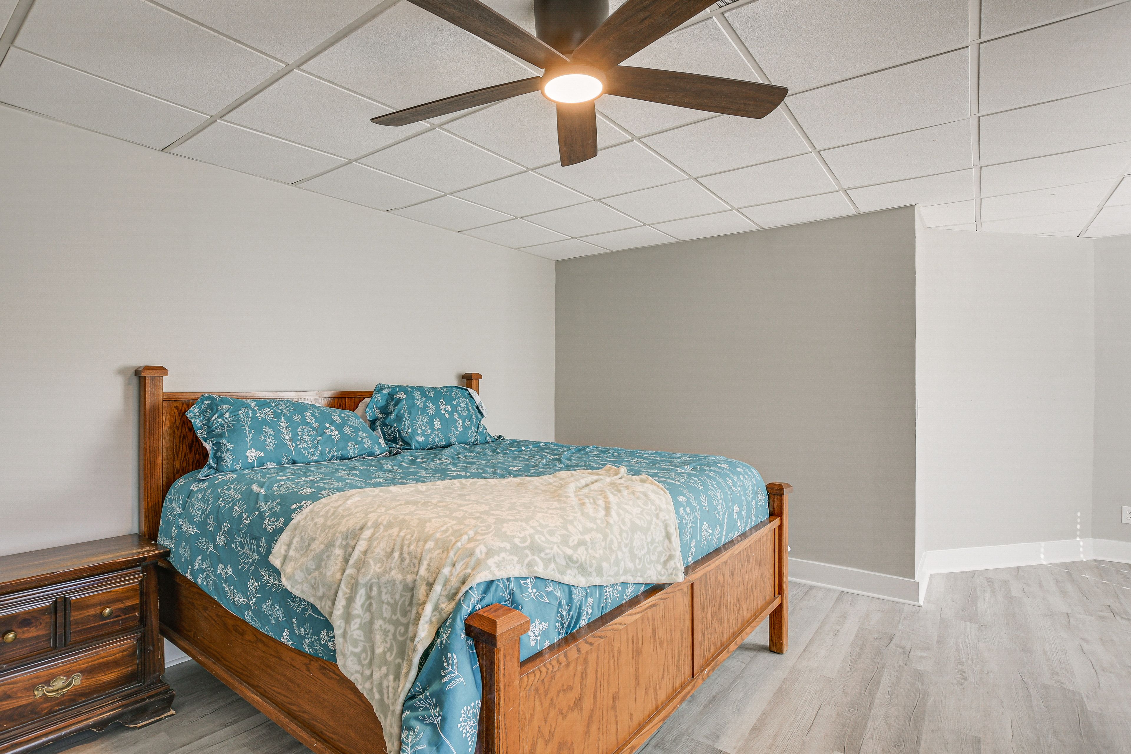 Bedroom 4 | Basement Level | King Bed