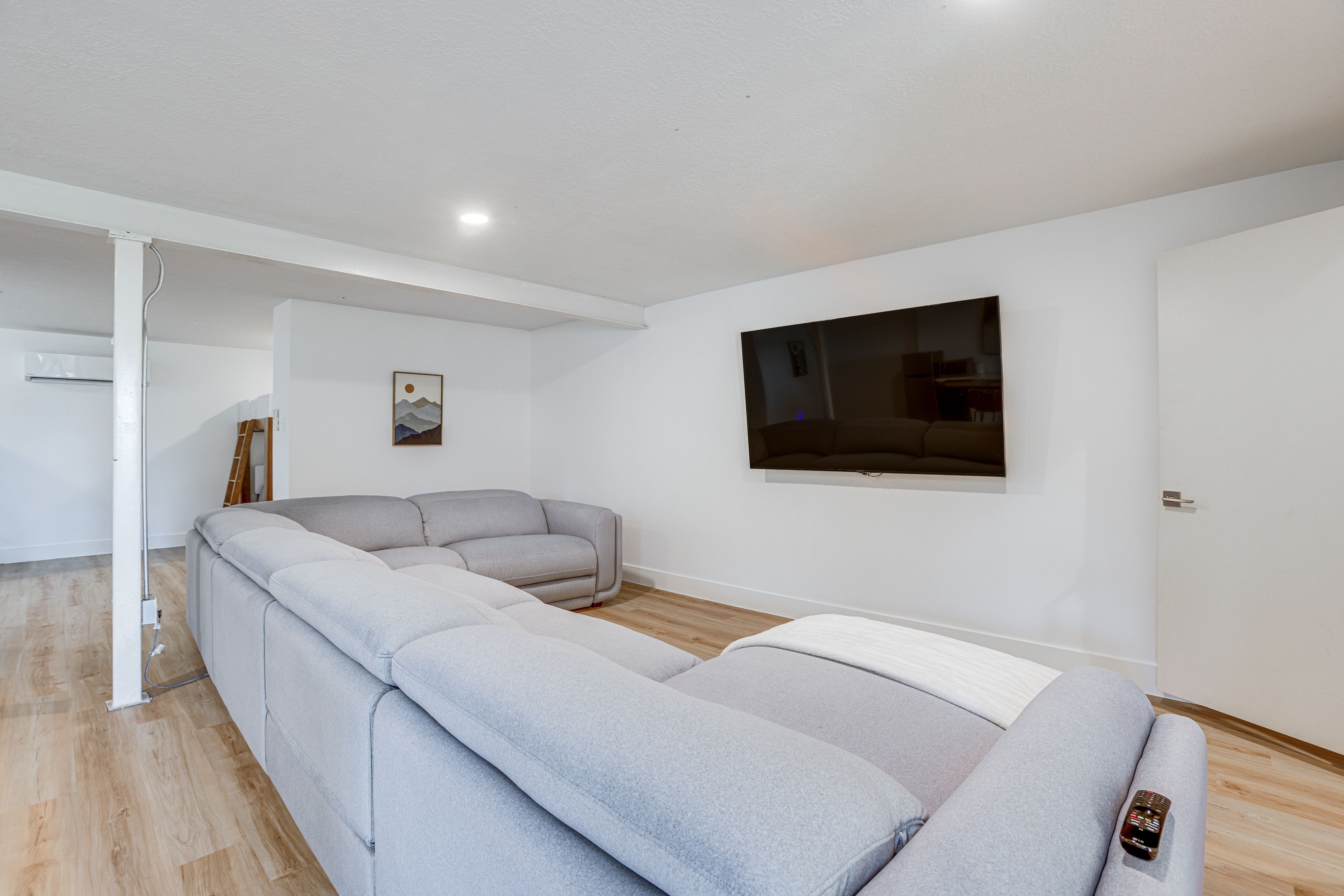 Bedroom 3 | 1st Floor | 2 Full/Queen Bunk Beds | Smart TV | Bar Area