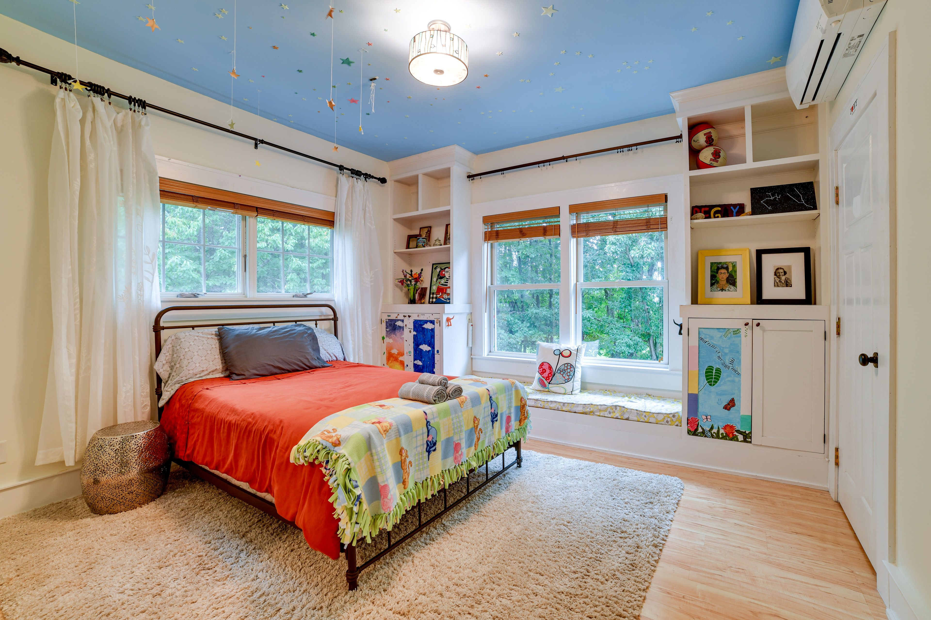 Bedroom 2 | Queen Bed