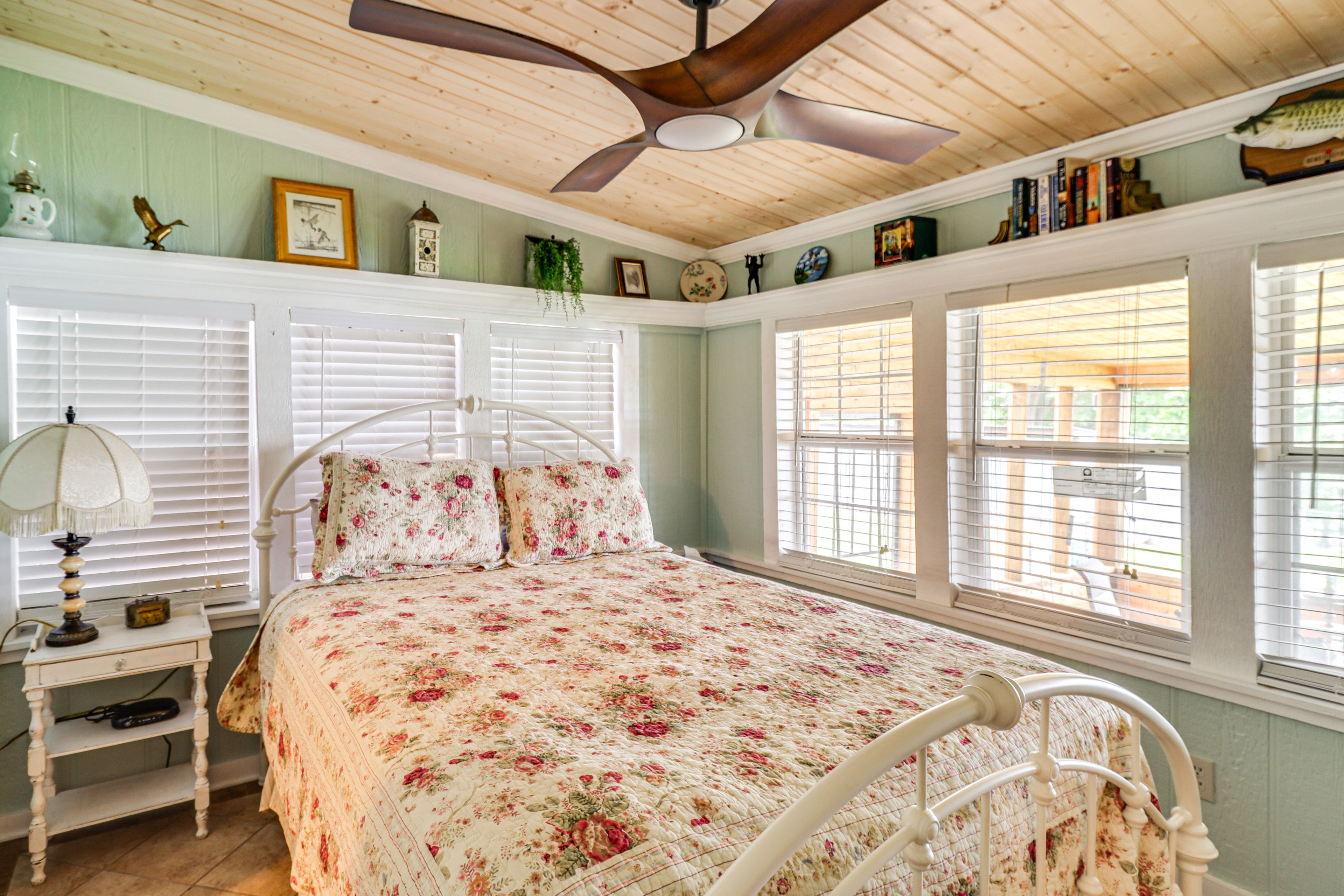 Bedroom 2 | Full Bed