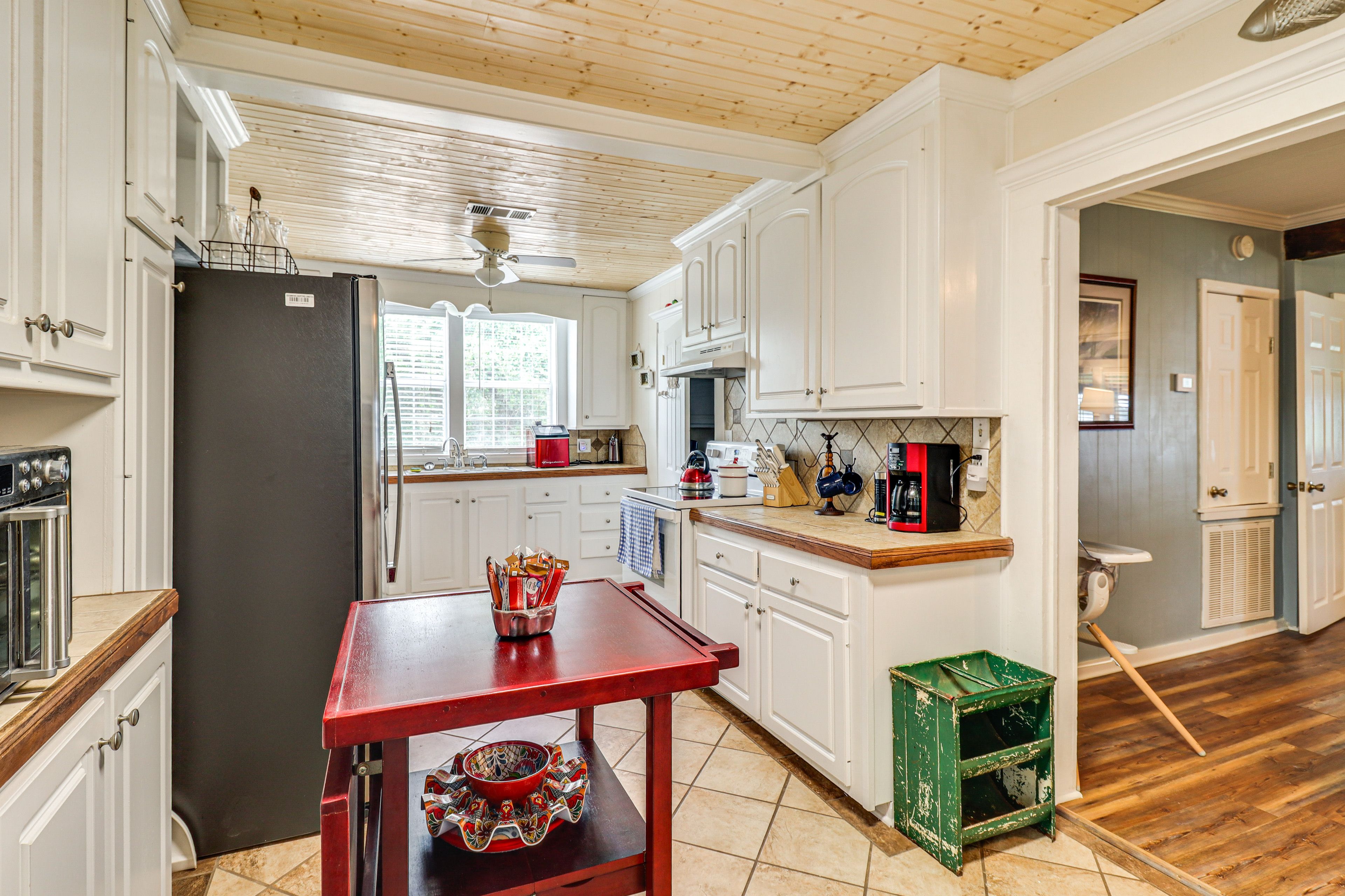 Kitchen | Cooking Basics | Spices | Ice Maker