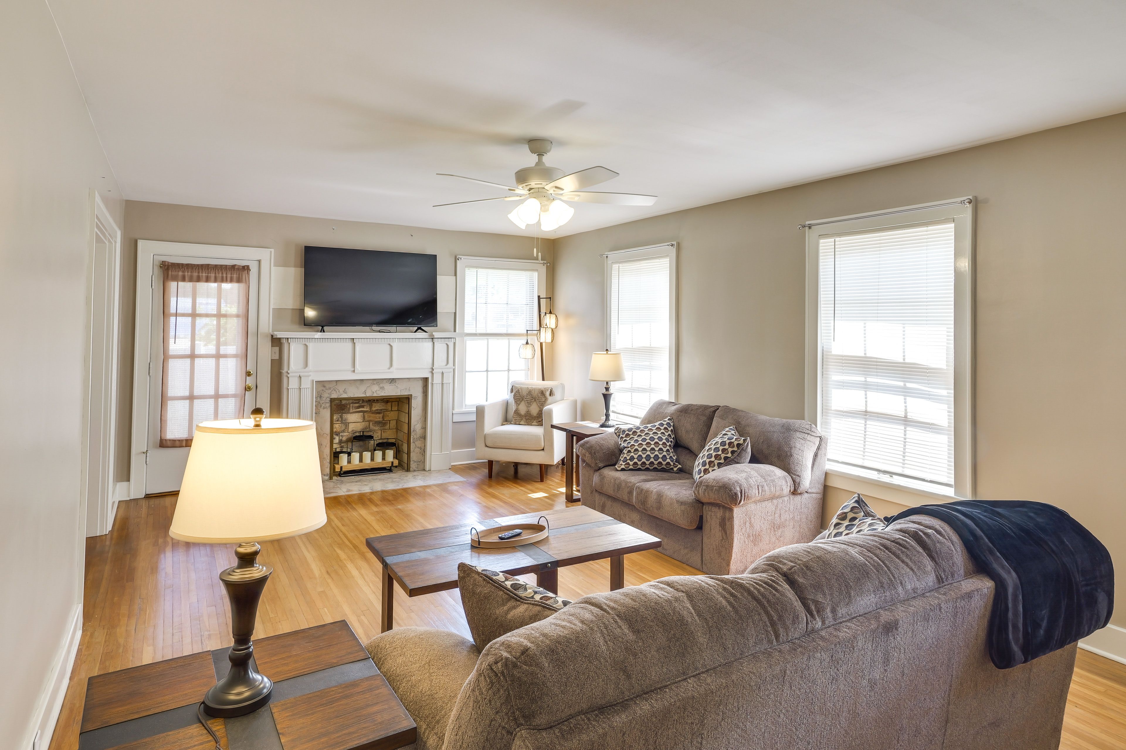 Tullahoma Vacation Rental | 2BR | 1BA | Steps Required | 1,793 Sq Ft