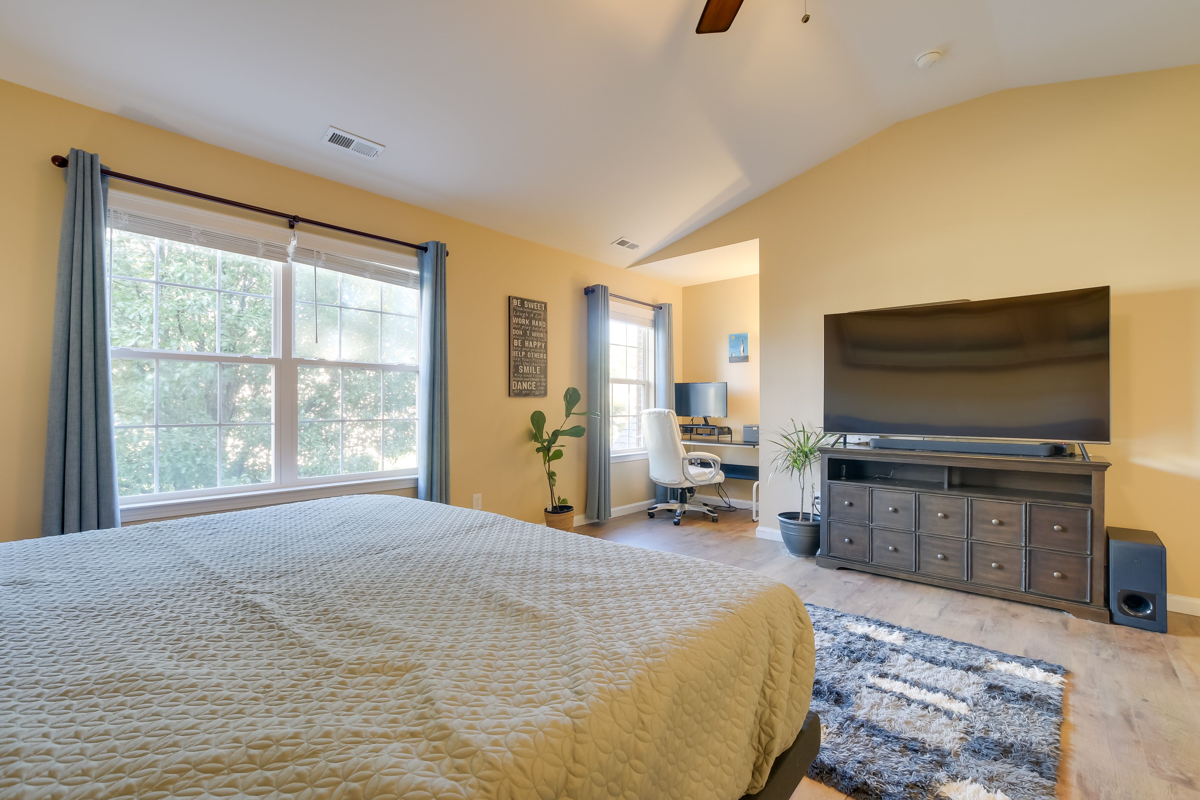 Bedroom Suite | Laptop-Friendly Desk | Smart TV w/ Cable