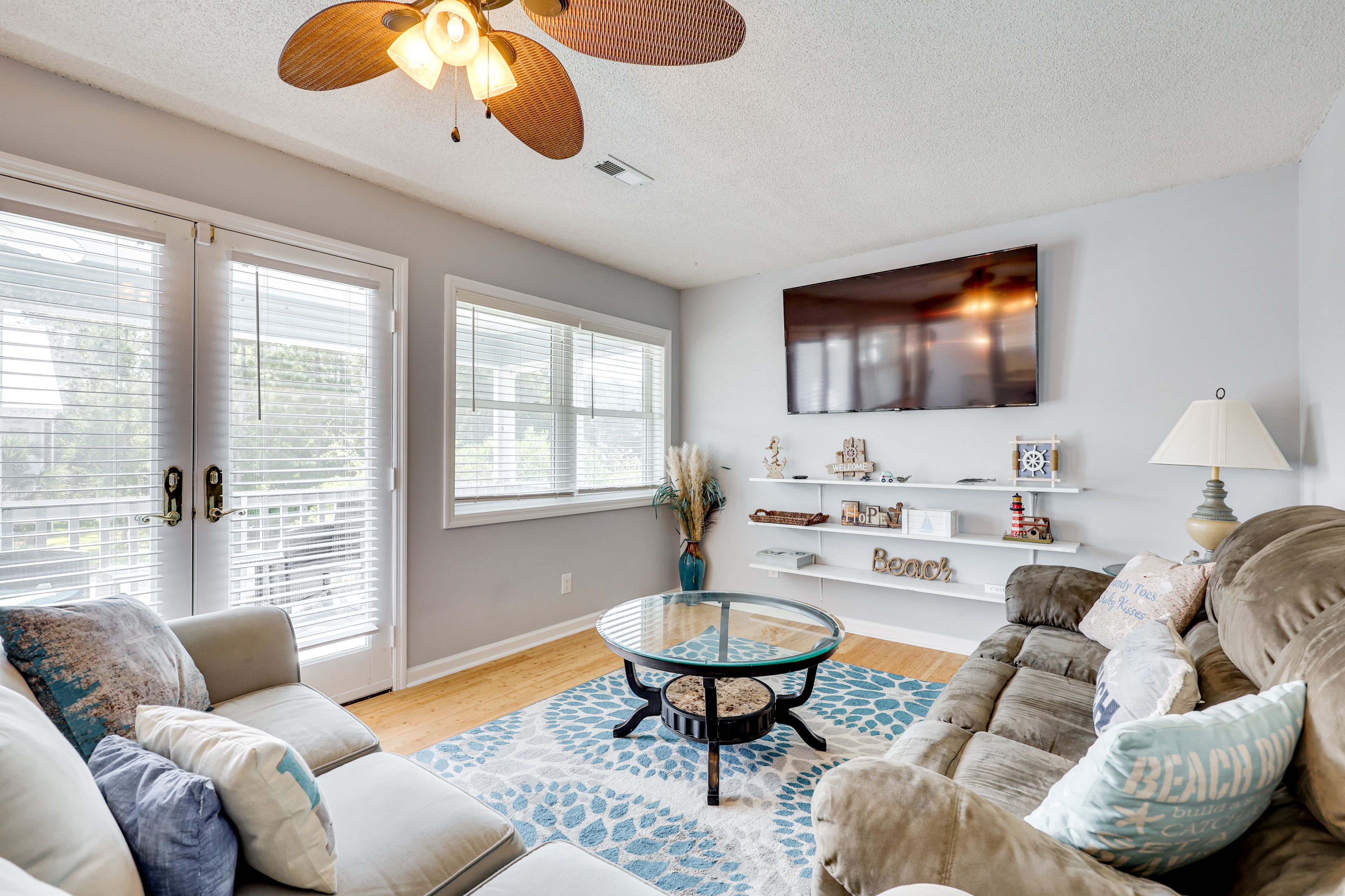 Living Room | Main Floor