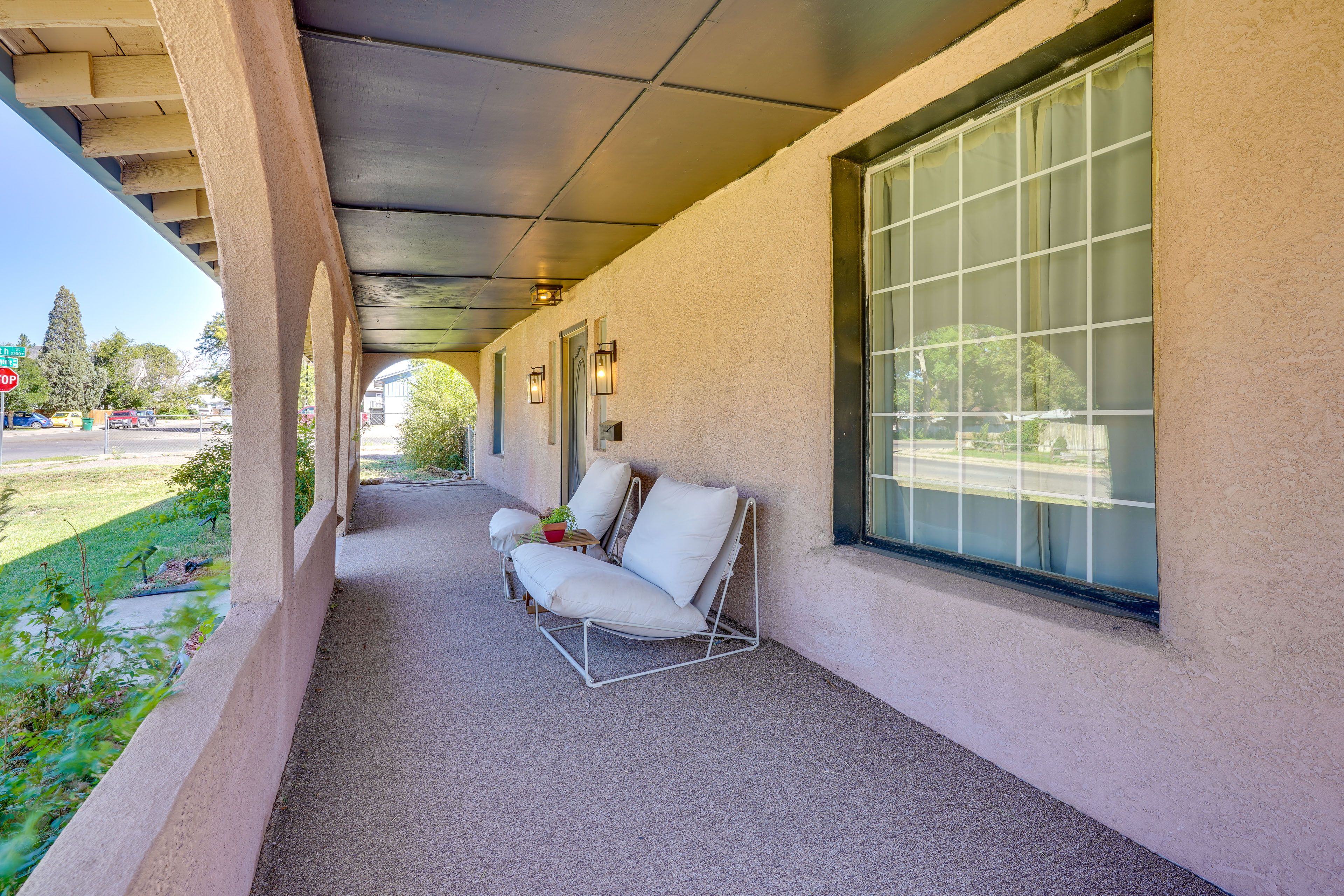 House Exterior | Furnished Porch