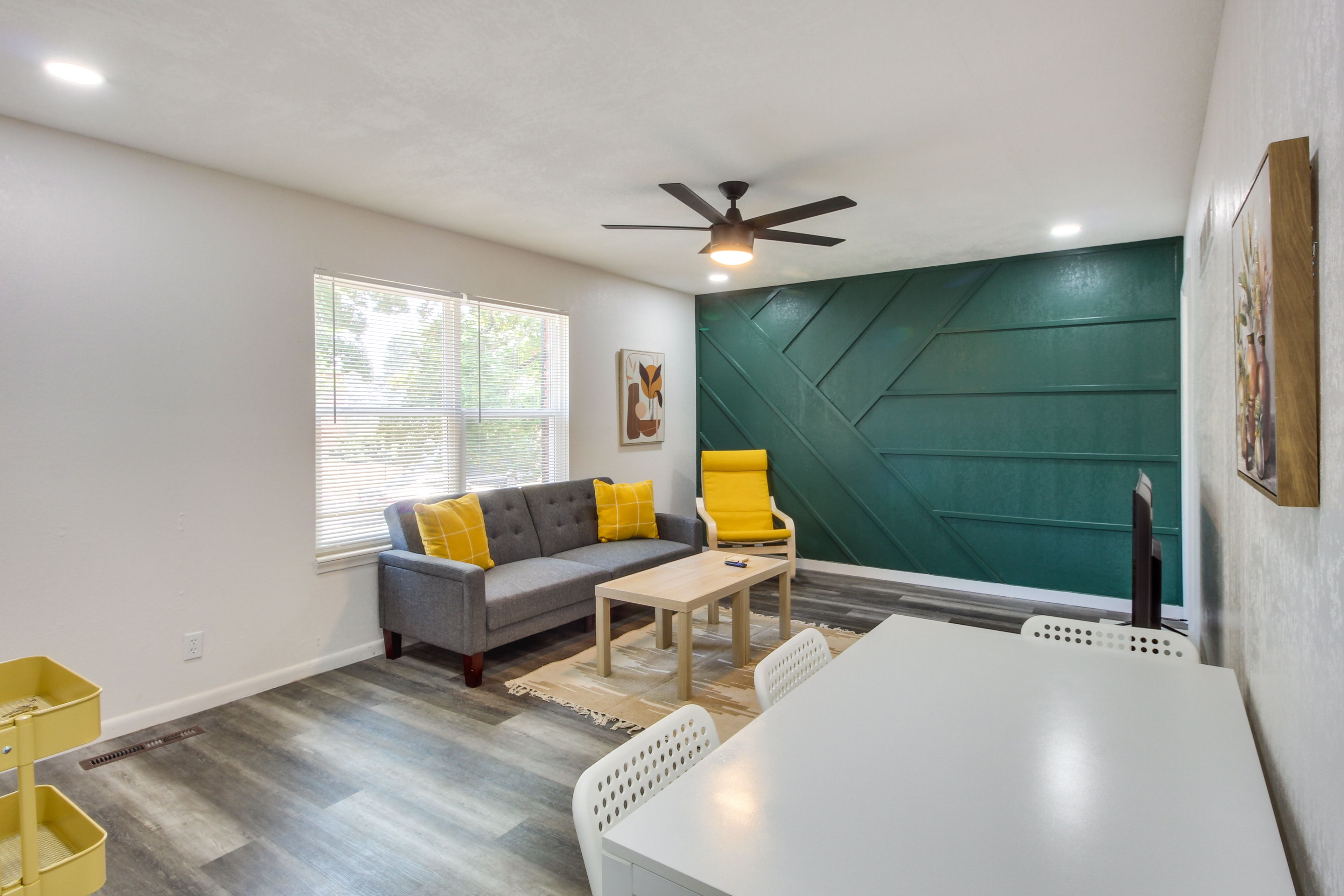 Living Room | Full Sleeper Sofa